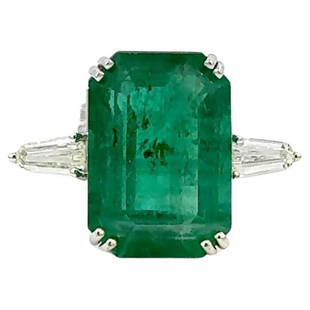 Damenring mit Diamanten und Smaragd