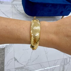 Ladies Roberto Coin 18K Yellow Gold Hammered Ruby Hinged Bangle Bracelet