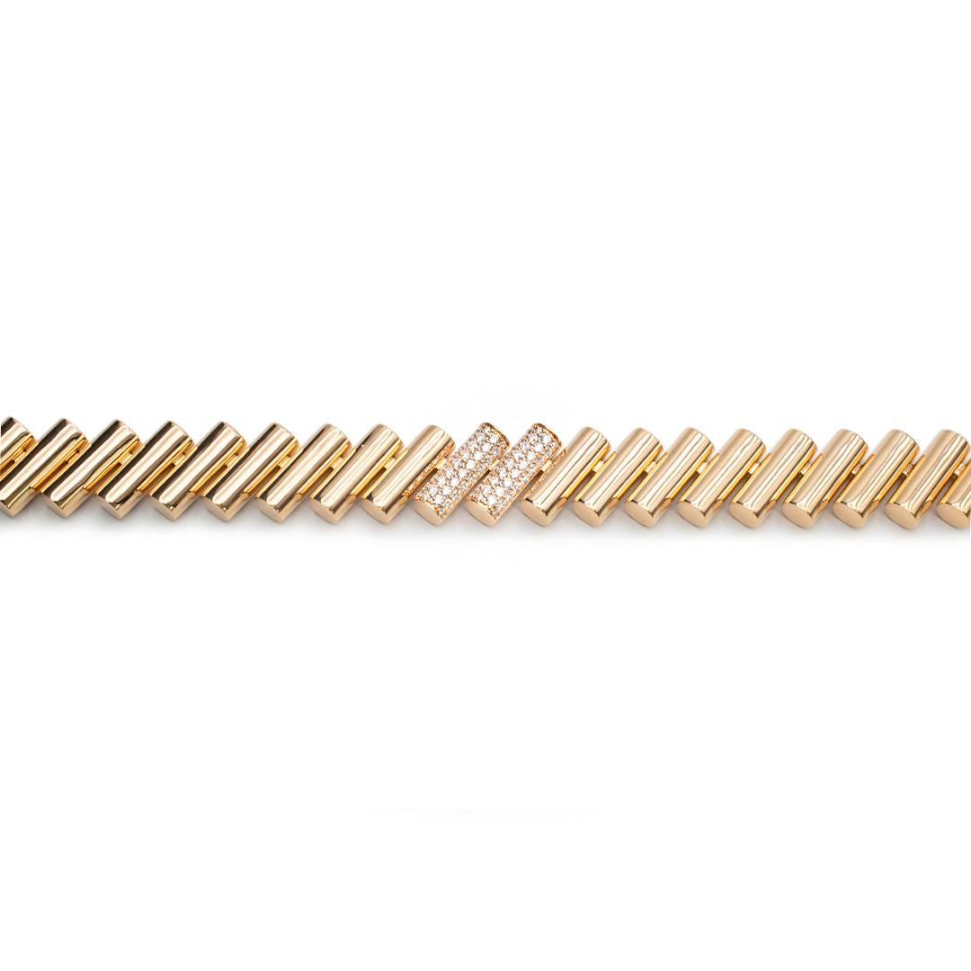 Gender: Ladies

Metal Type: 18K Rose Gold

Thickness: 13.78 mm 

Length: 16.00 Inches

Weight: 89.25 grams

Ladies 18K rose gold single strand choker diamond fancy link necklace. Engraved with 