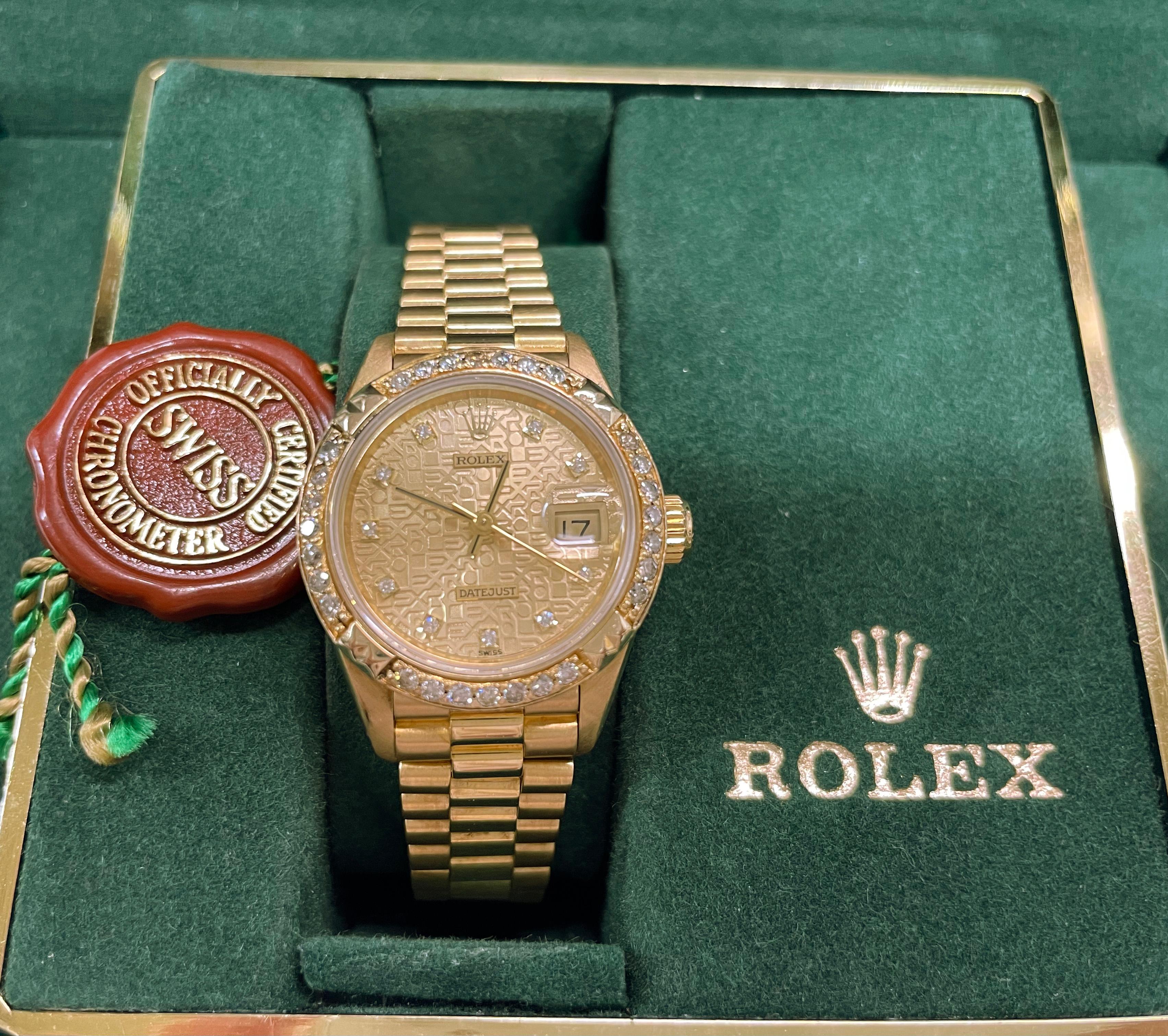 Taille ronde Montre Datejust d'anniversaire Rolex avec lunette en diamant, 1991 en vente