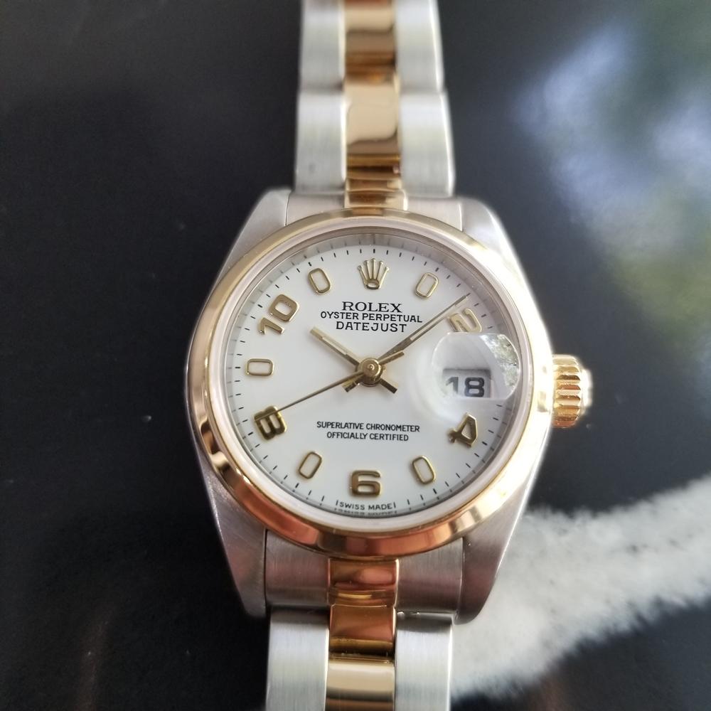Ladies Rolex Oyster Datejust 18k Gold & SS Automatic, c.2000s Swiss RA155 In Excellent Condition In Beverly Hills, CA