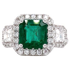 Ladies Statement 2.32ct Emerald with Asscher Side Diamonds Cocktail Ring
