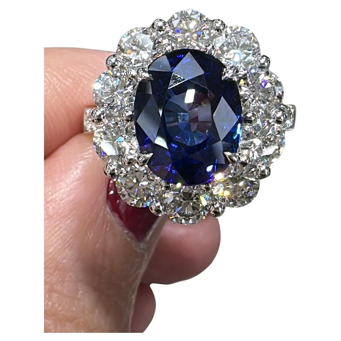 Ladies Statement 5.09ct Oval Cut Royal Blue Sapphire & Diamond Ring For Sale