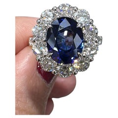 Statement-Ring für Damen, 5,09 Karat, Ovalschliff königsblauer Saphir & Diamant