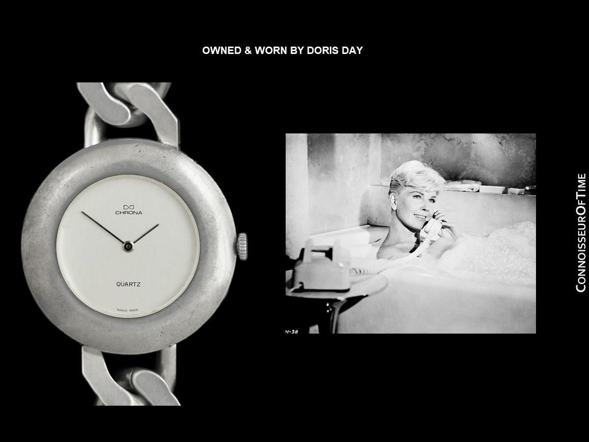 Reloj suizo de plata de ley para señora con brazalete - Propiedad de Doris Day y usado por ella en venta 2
