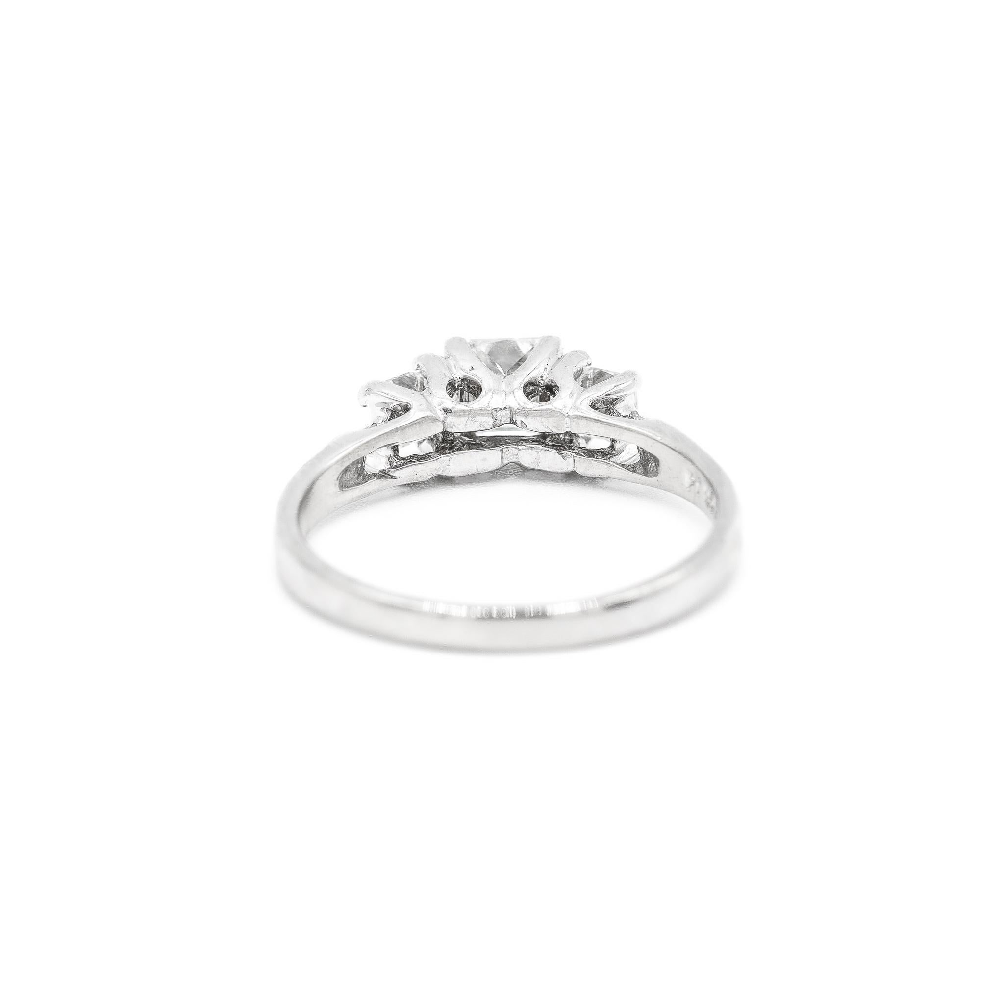 Ladies Three Stones Diamond Platinum Engagement Ring In Excellent Condition In Houston, TX