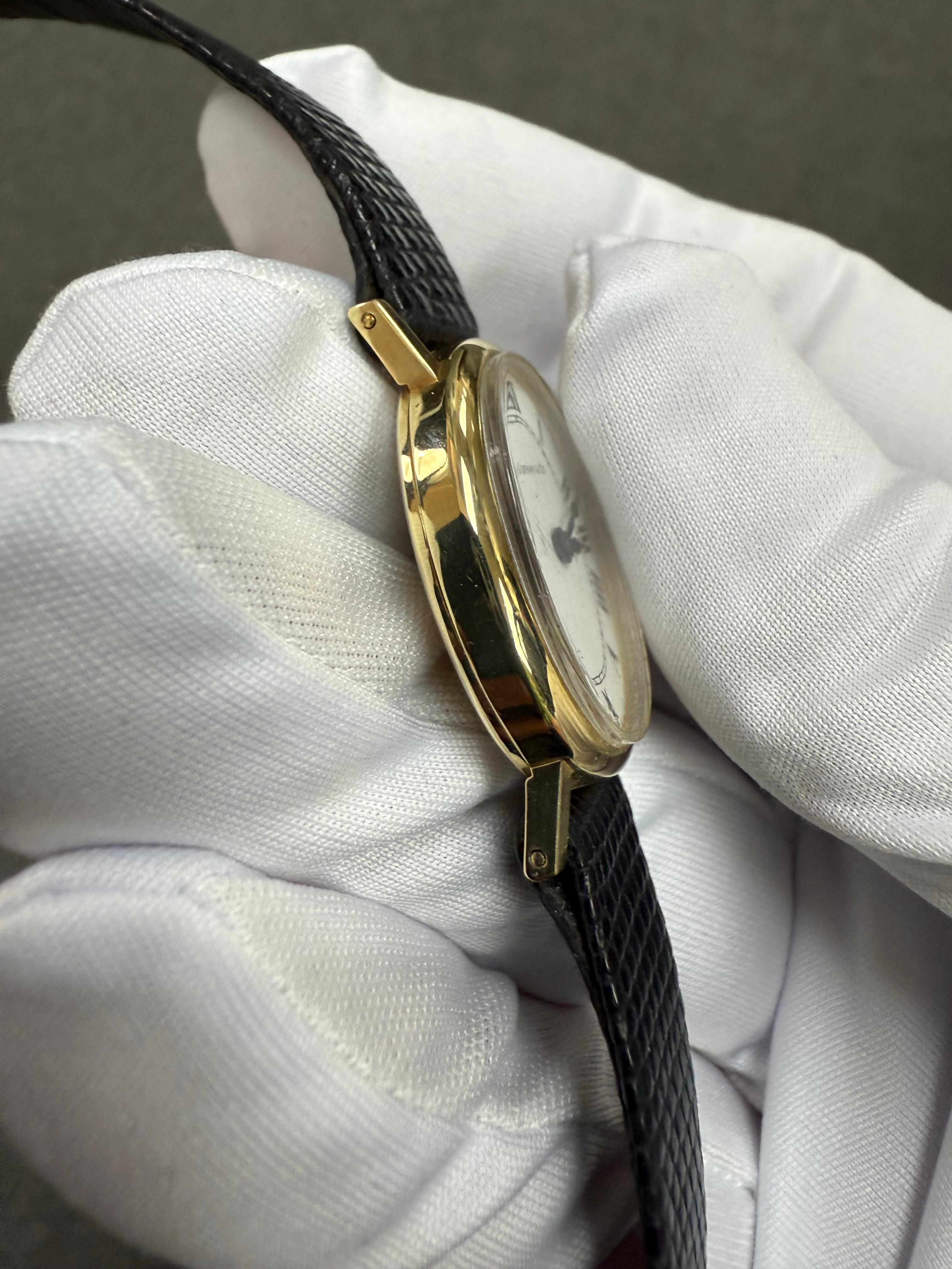 Reloj de pulsera Tiffany de oro amarillo de 14 quilates de los años 70 para señora, con correa de piel en venta 5