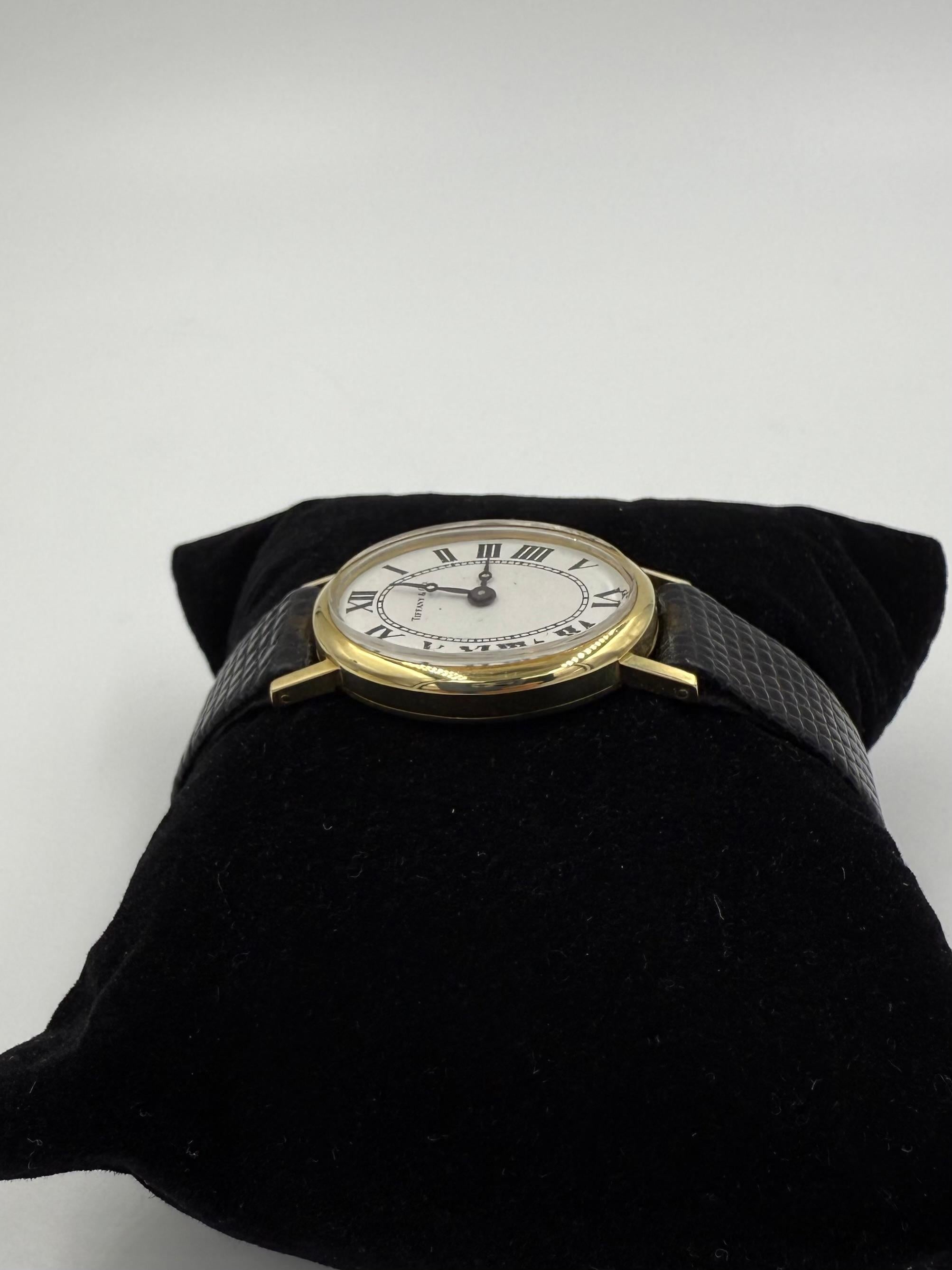 De las mujeres Reloj de pulsera Tiffany de oro amarillo de 14 quilates de los años 70 para señora, con correa de piel en venta