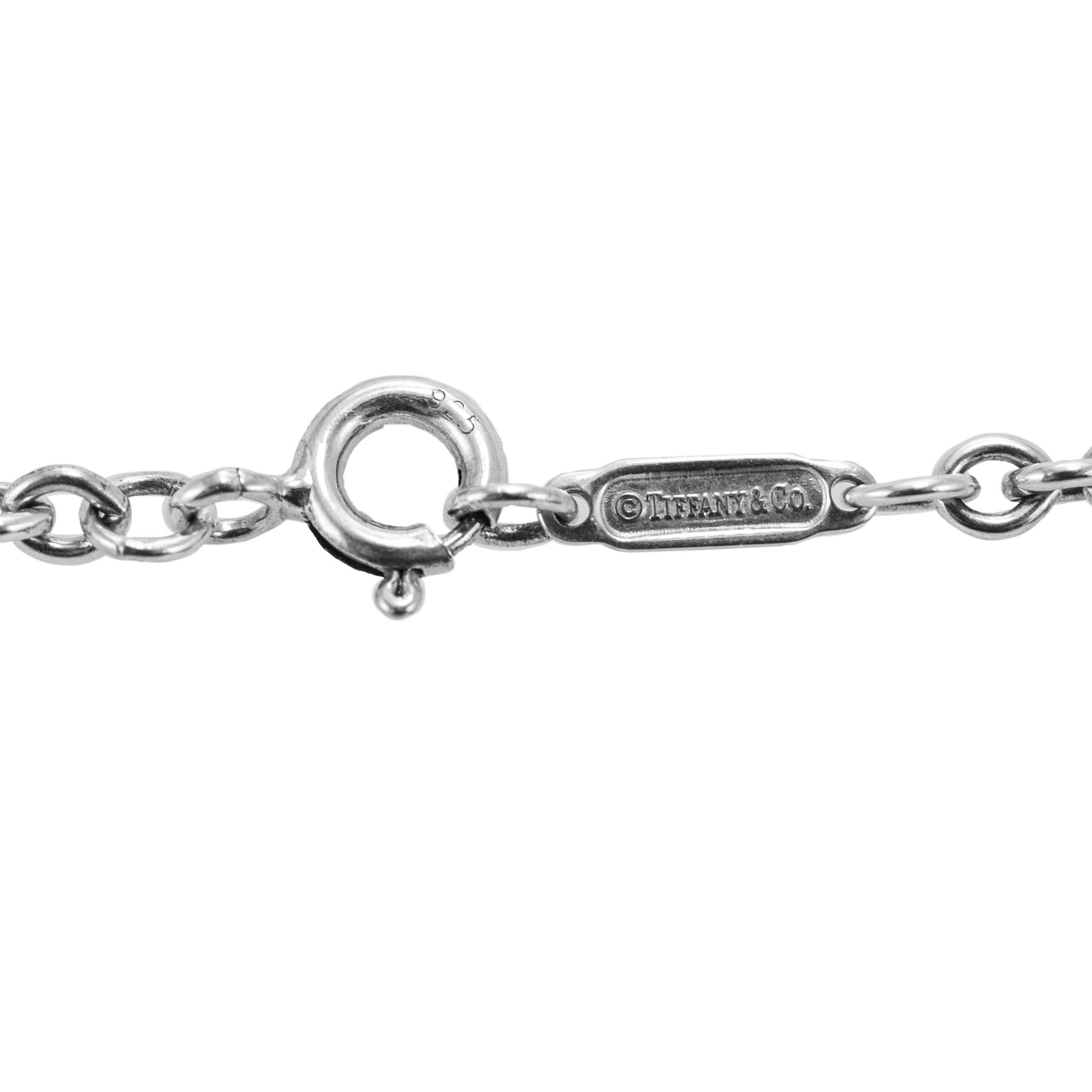 Collier à pendentif clé trèfle en argent 925 de Tiffany & Co. en vente 4