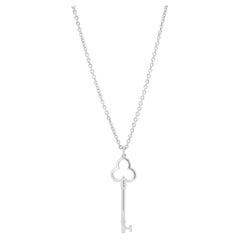 Ladies Tiffany & Co. 925 Sterling Silver Clover Trefoil Key Pendant Necklace Ladies Tiffany & Co. 925 Sterling Silver Clover Trefoil Key Pendant Necklace