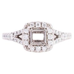 Ladies Tolkowsky Legacy Anillo de compromiso de diamantes con halo y semimontura de oro blanco de 14k
