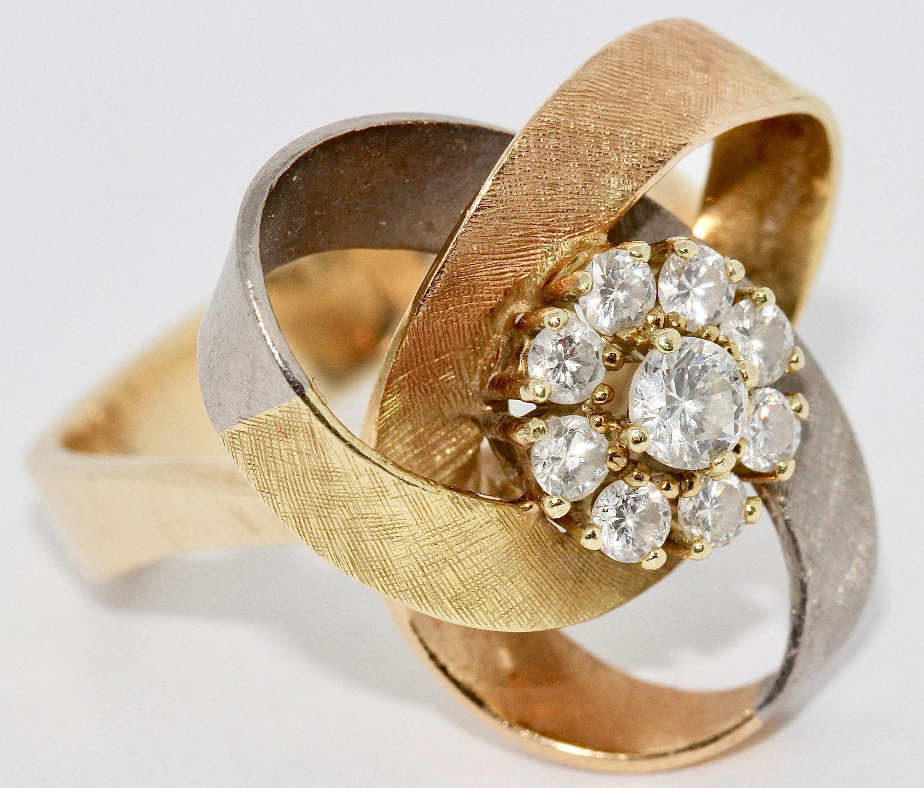 Ladies Tricolor Diamond Ring, 14 Karat Gold In Good Condition For Sale In Berlin, DE
