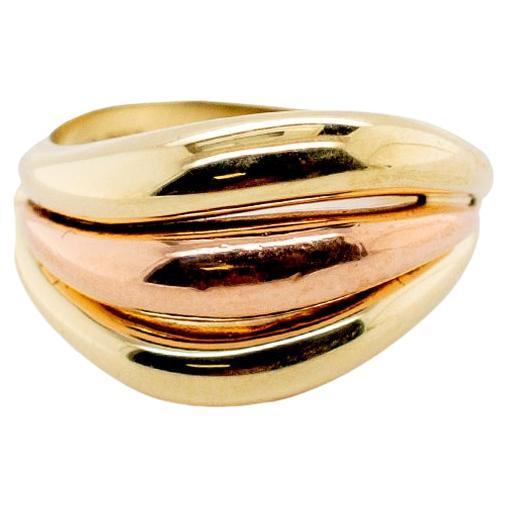 Ladies 14K Yellow Gold Waved Band Ring For Sale