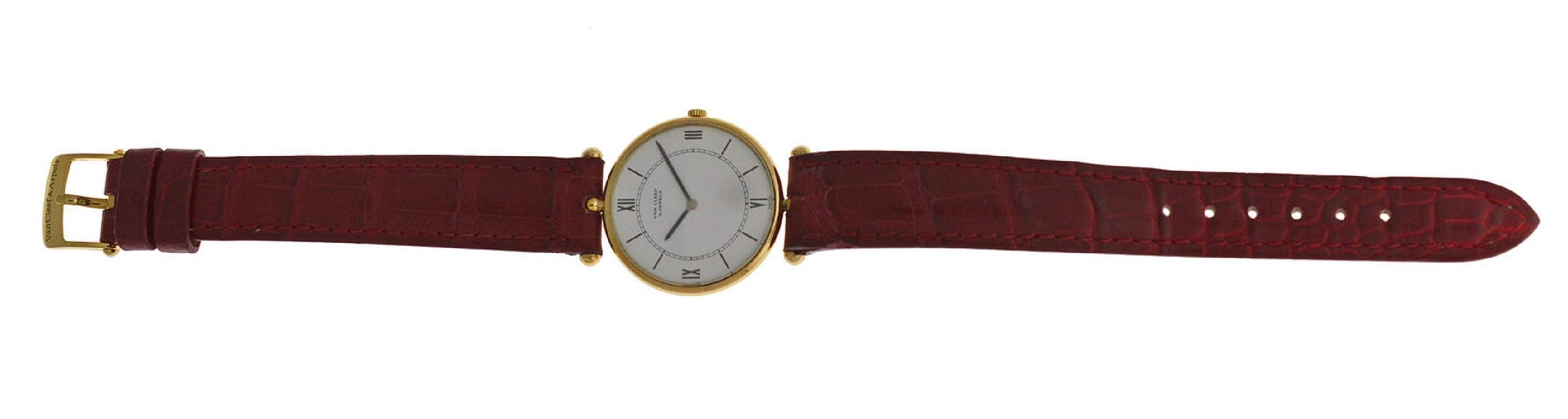 Ladies Van Cleef & Arpels Ref. 9065 Solid 18 Karat Yellow Gold Mechanical Watch For Sale 4