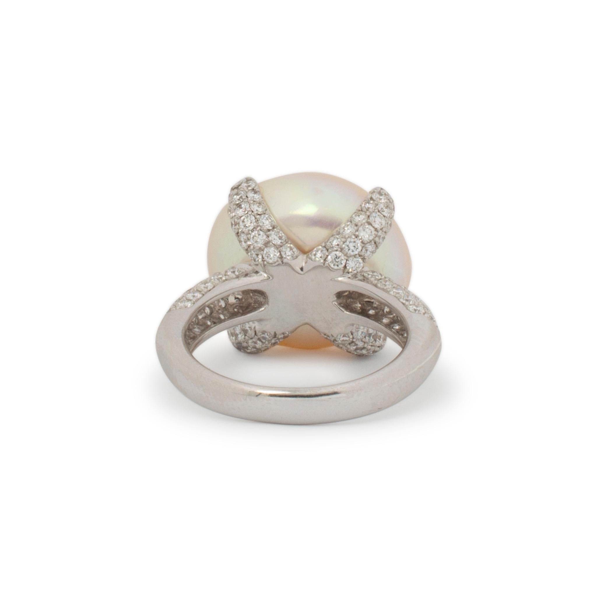 Women's Ladies Vintage 18k White Gold Pearl & Diamonds Cocktail Ring For Sale