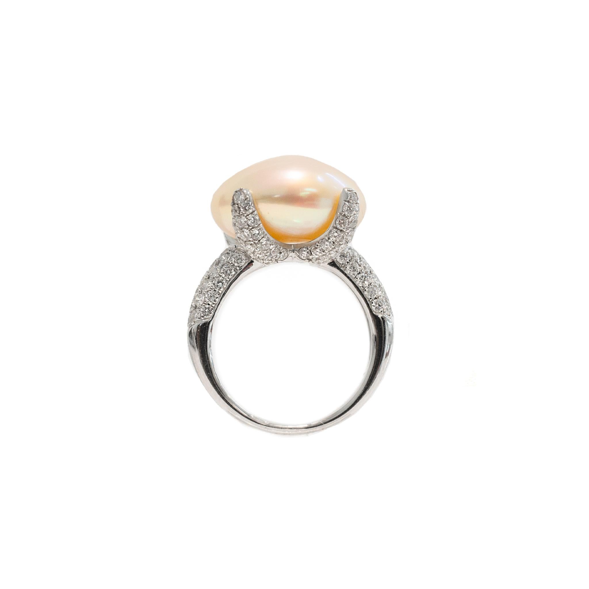 Ladies Vintage 18k White Gold Pearl & Diamonds Cocktail Ring For Sale 1