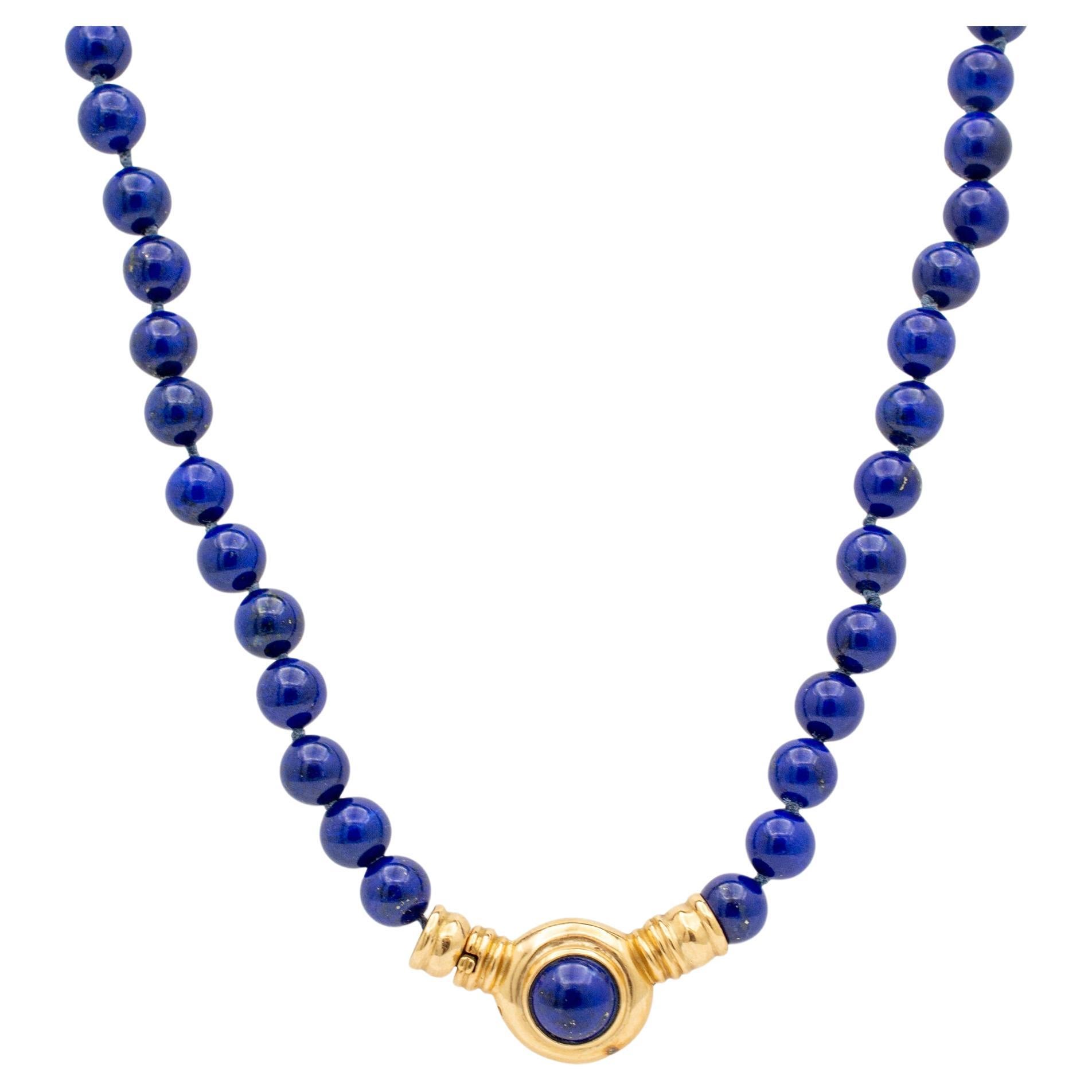 Ladies Vintage 18K Yellow Gold Lapis Lazuli Bead Pendant Necklace For Sale