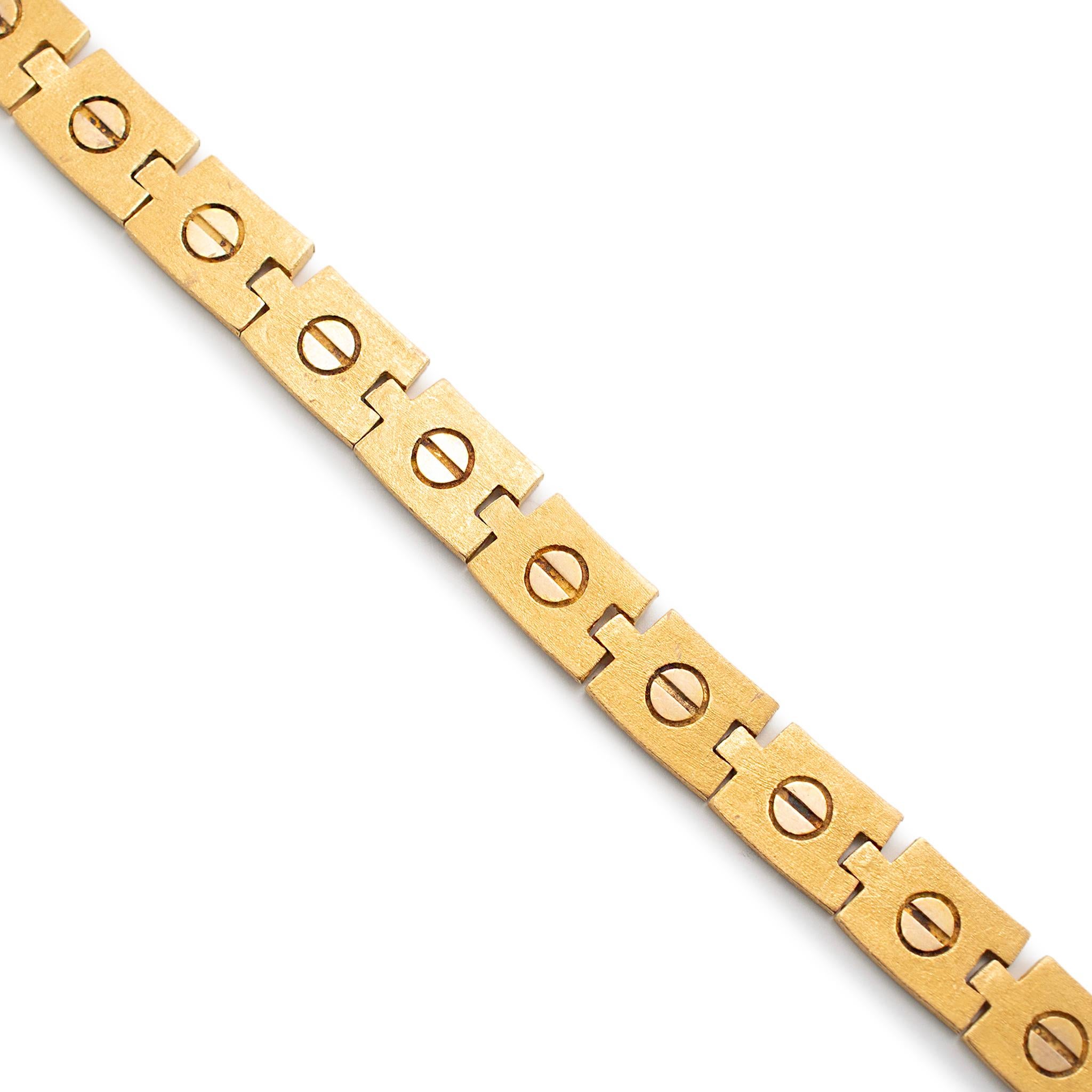 Ladies Vintage 18K Yellow Gold Screws Link Filigree Chain Necklace In Excellent Condition In Houston, TX