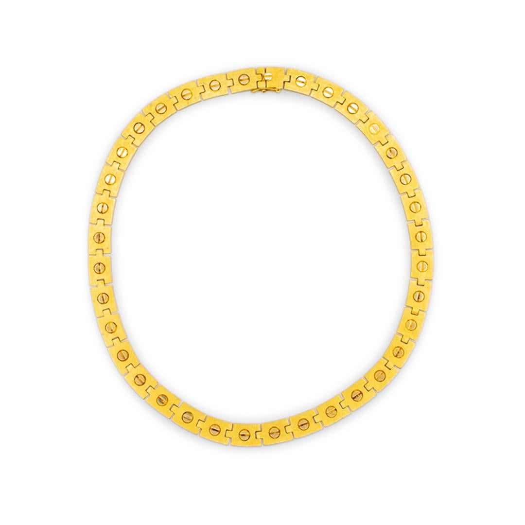 Ladies Vintage 18K Yellow Gold Screws Link Filigree Chain For Sale 2