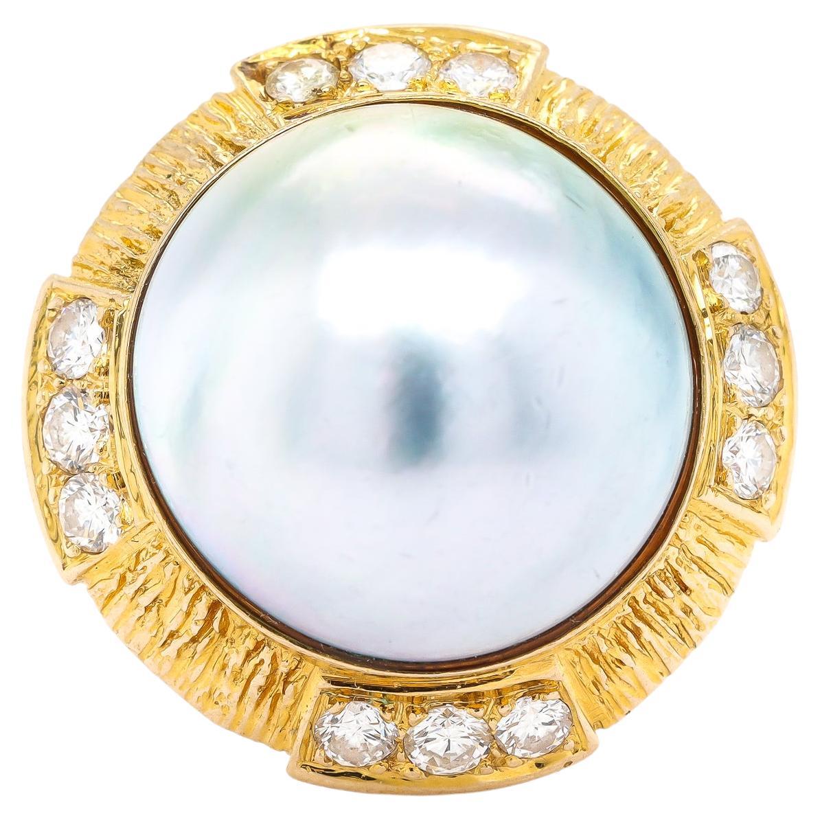 Ladies Vintage Cocktail Pearl And Diamonds 18K Yellow Gold Ring For Sale