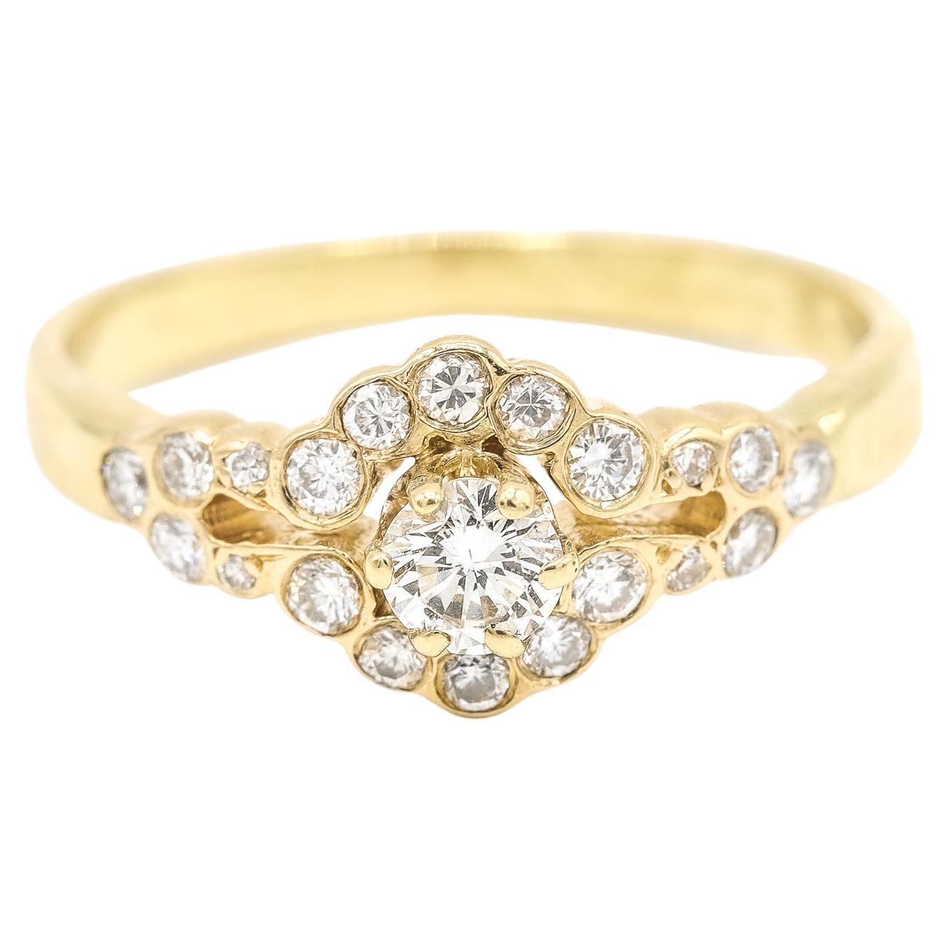 14K Yellow Gold Vintage Diamond Ladies Ring For Sale at 1stDibs