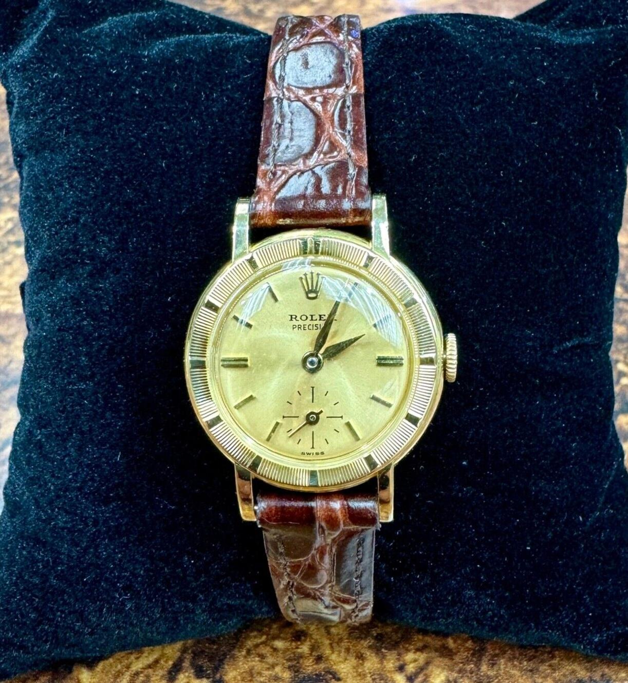 Ladies Vintage Rolex Yellow Gold Wristwatch  For Sale 2