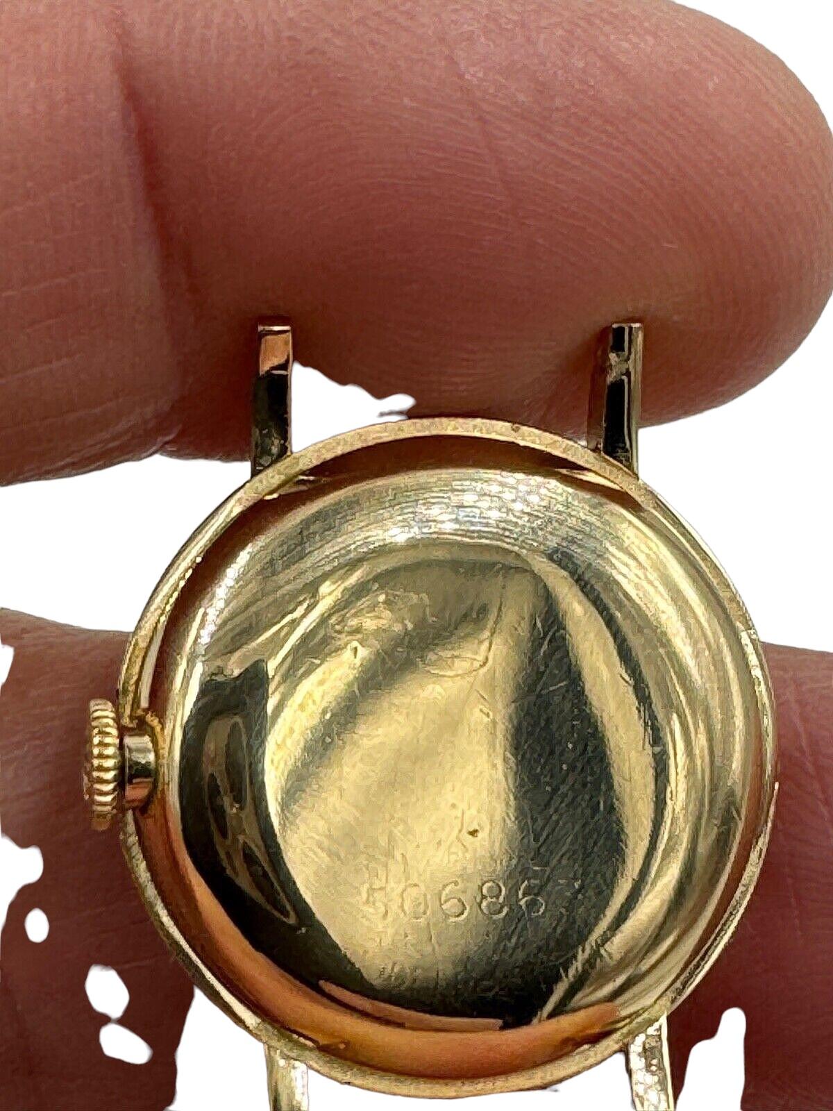 Ladies Vintage Rolex Yellow Gold Wristwatch  For Sale 3