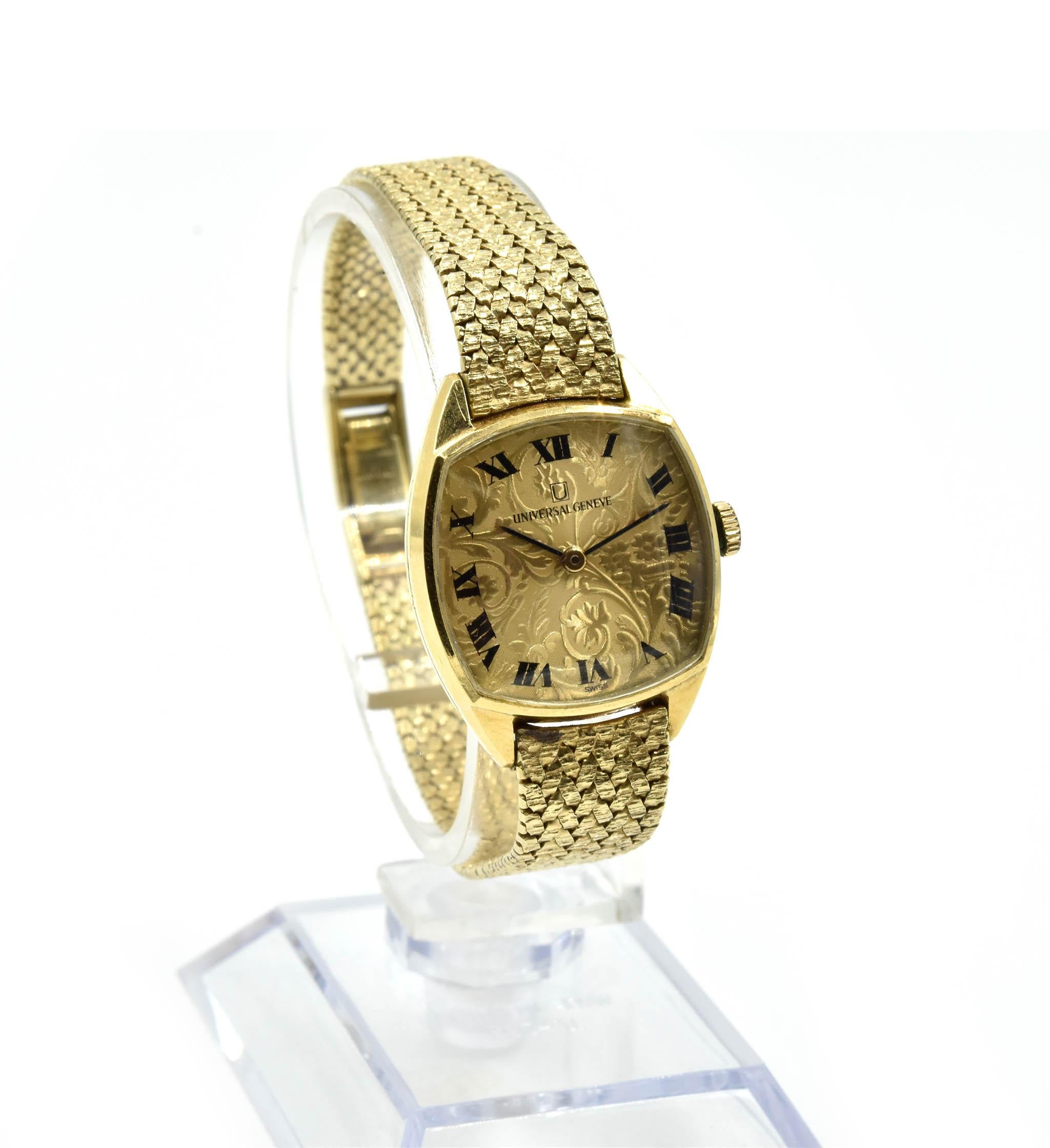 Movement: quartz
Function: hours, minutes
Case: 22x22mm 18k yellow gold case, plastic crystal, pull/push crown
Band: 18k yellow gold woven bracelet with jewelry clasp, bracelet is 6 1/2-inch
Dial: champagne roman numeral dial, black hands
Weight: