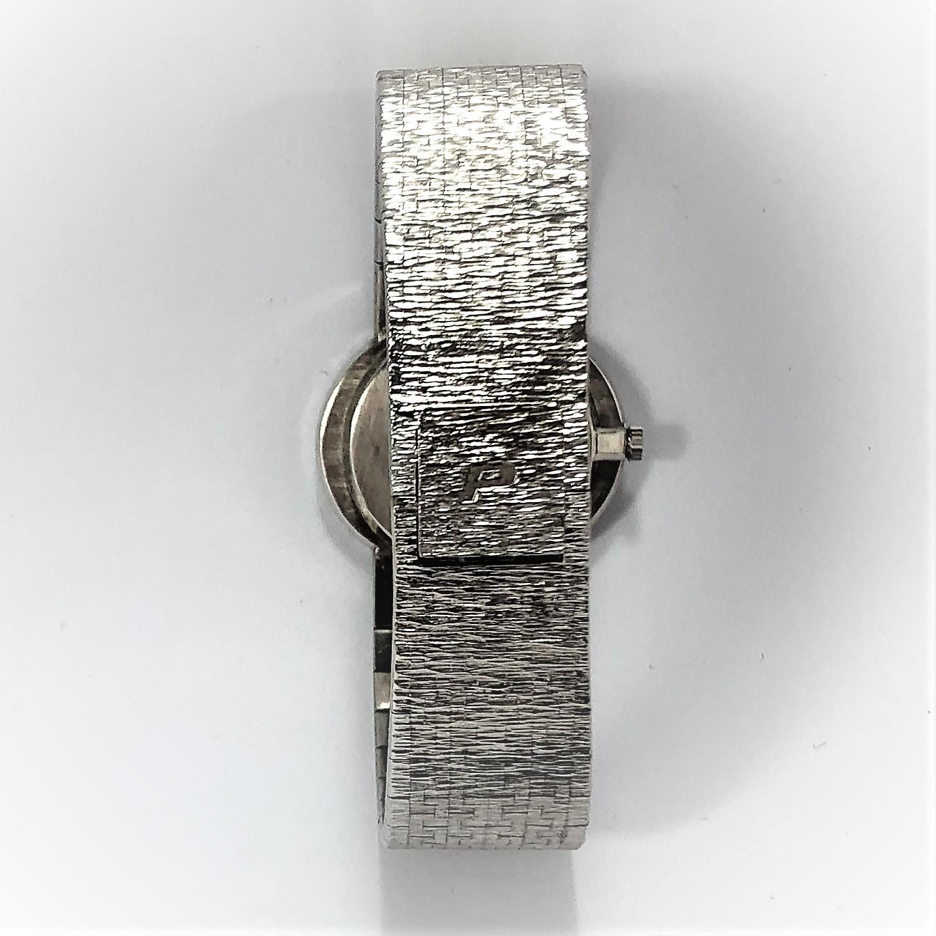 oval shape watches for ladies