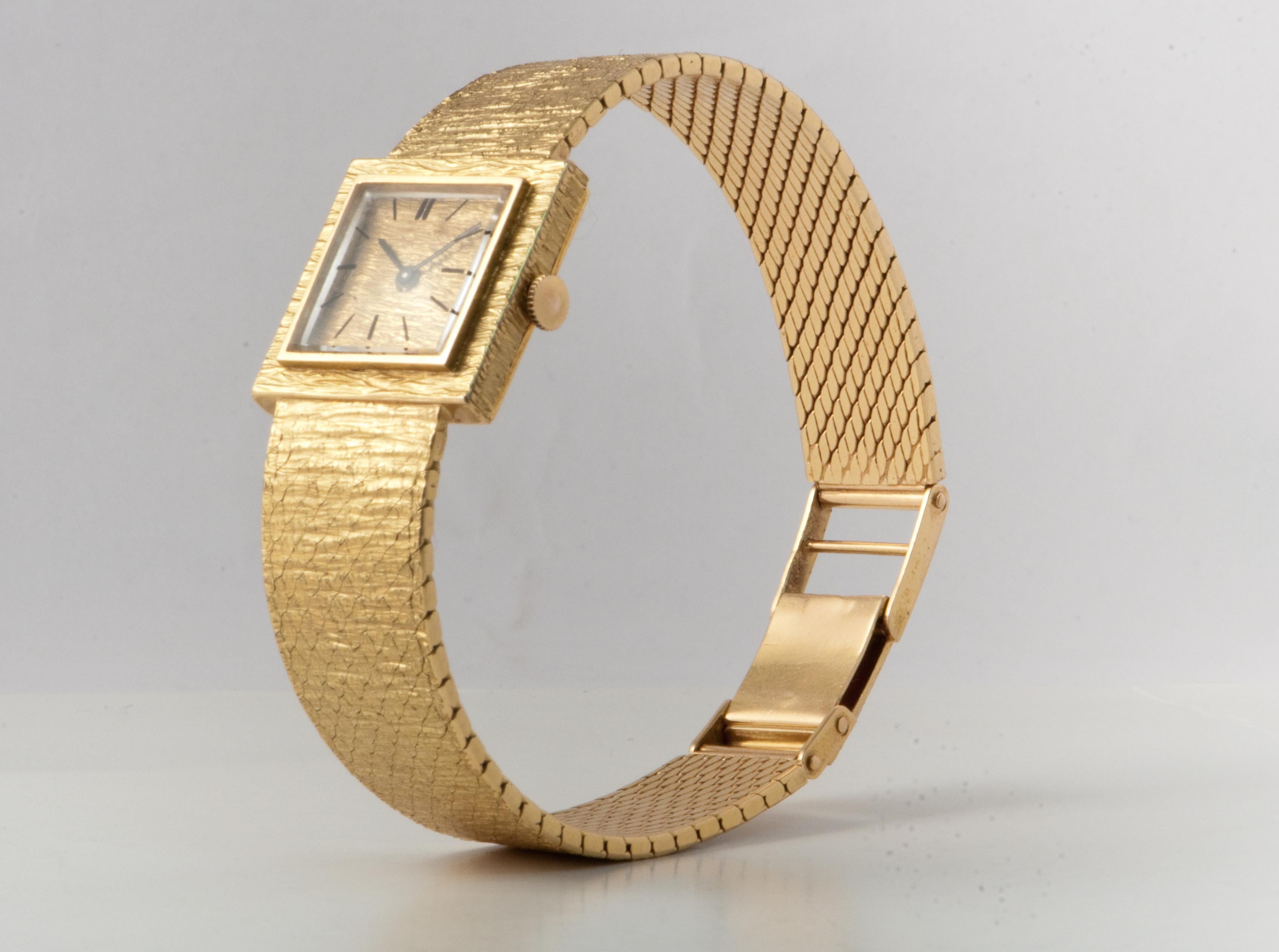 Ladies Wristwatch Mechanical Movement Yellow Gold 18 Karat 2