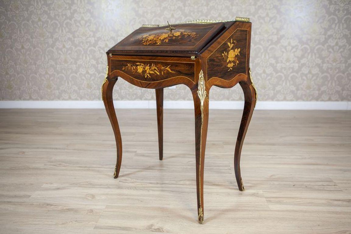 Louis XIV Ladies' Writing Desk From the Early 20th Century in the Style of Louis XV For Sale