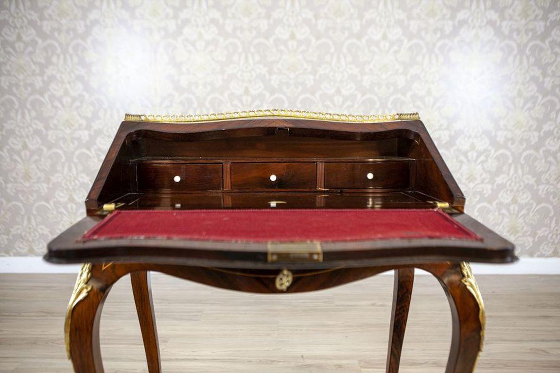 Ladies' Writing Desk From the Early 20th Century in the Style of Louis XV For Sale 1