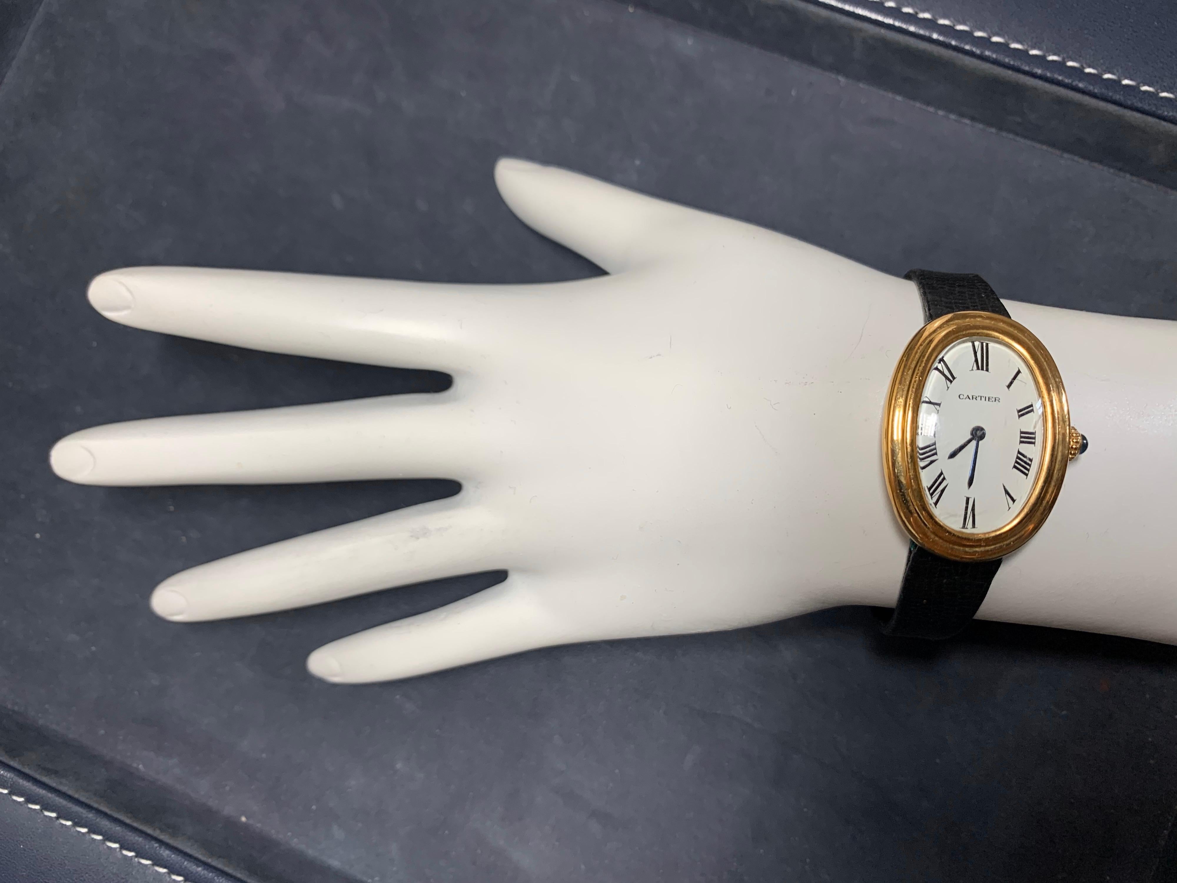 Moderne Cartier Montre Baignoire Paris mécanique en or jaune avec boucle et boîte, pour femmes