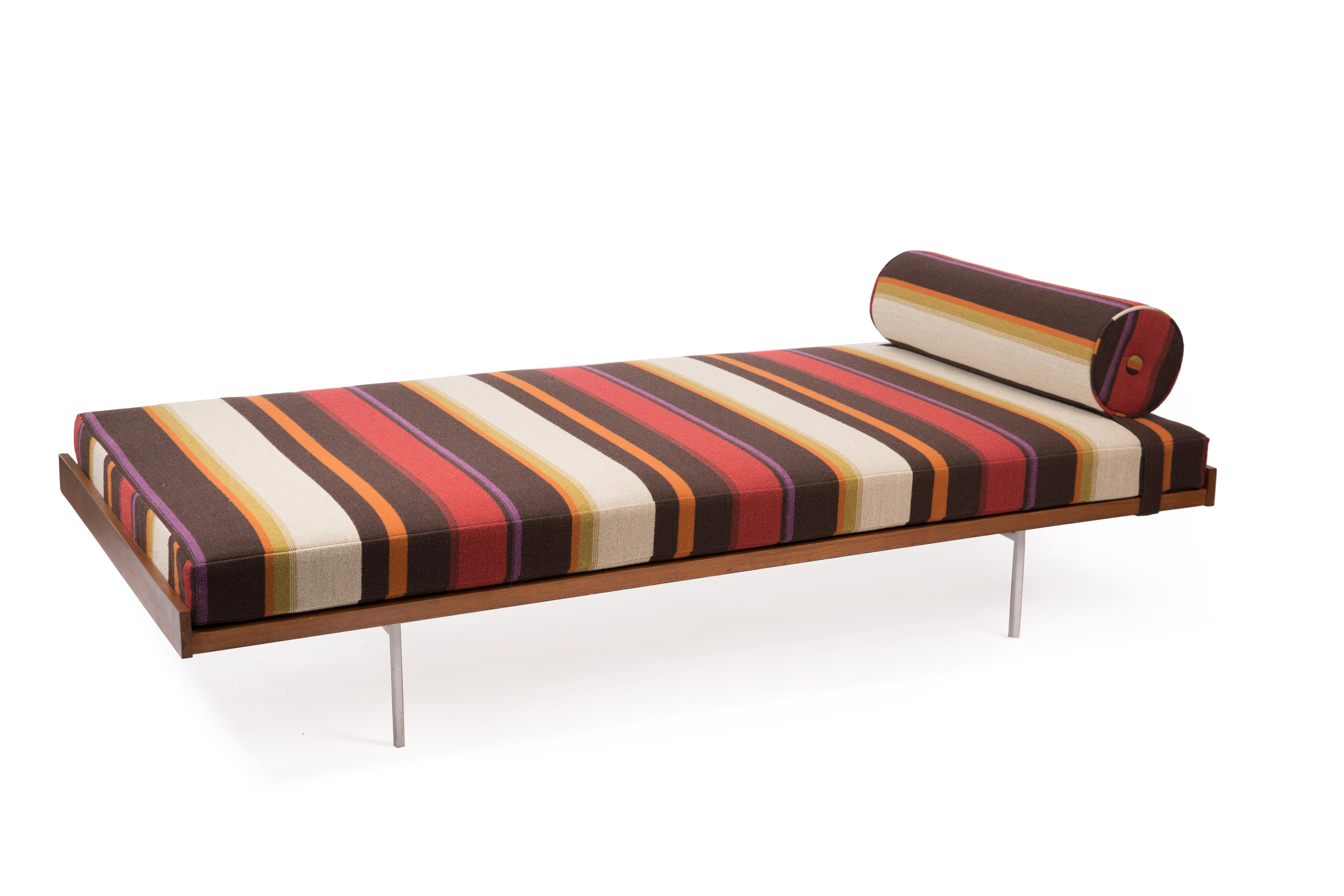 Ladislav Rado for Knoll Drake Striped Daybed, Pair (amerikanisch)