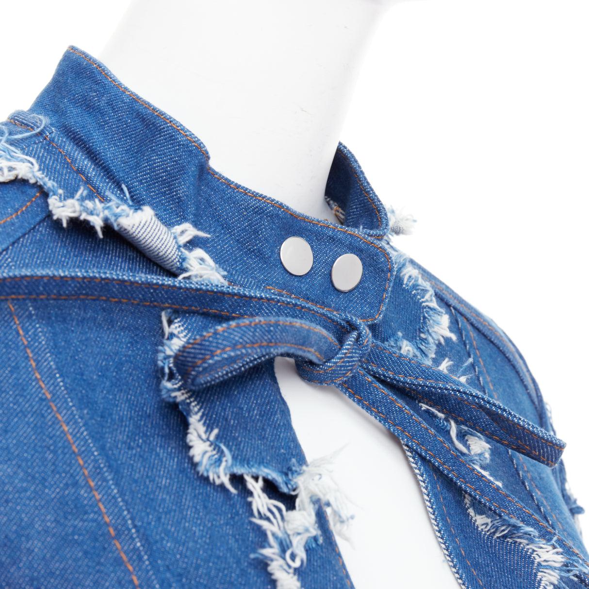LADO BAKUCHAVA giacca in denim stracciato blu con cravatta XS
Riferimento: AAWC/A01381
Marchio: Lado Bakuchava
Materiale: Denim
Colore: blu
Modello: Tinta unita
Chiusura: autocollante
Prodotto in: Europa

CONDIZIONE:
Condizioni: Eccellente, questo