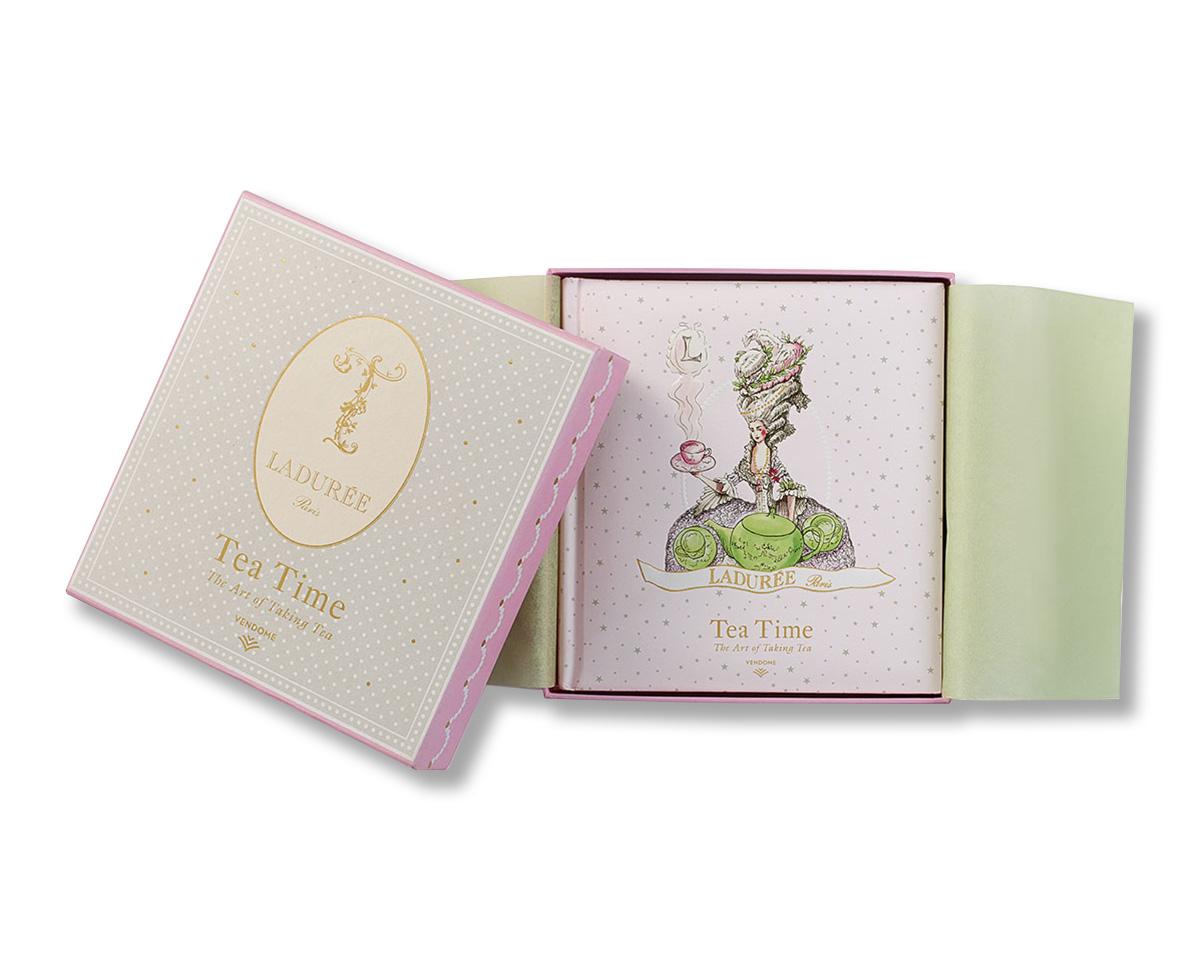 Ladurée Tea Time The Art of Making Tea Book by Marie Simon In New Condition For Sale In New York, NY
