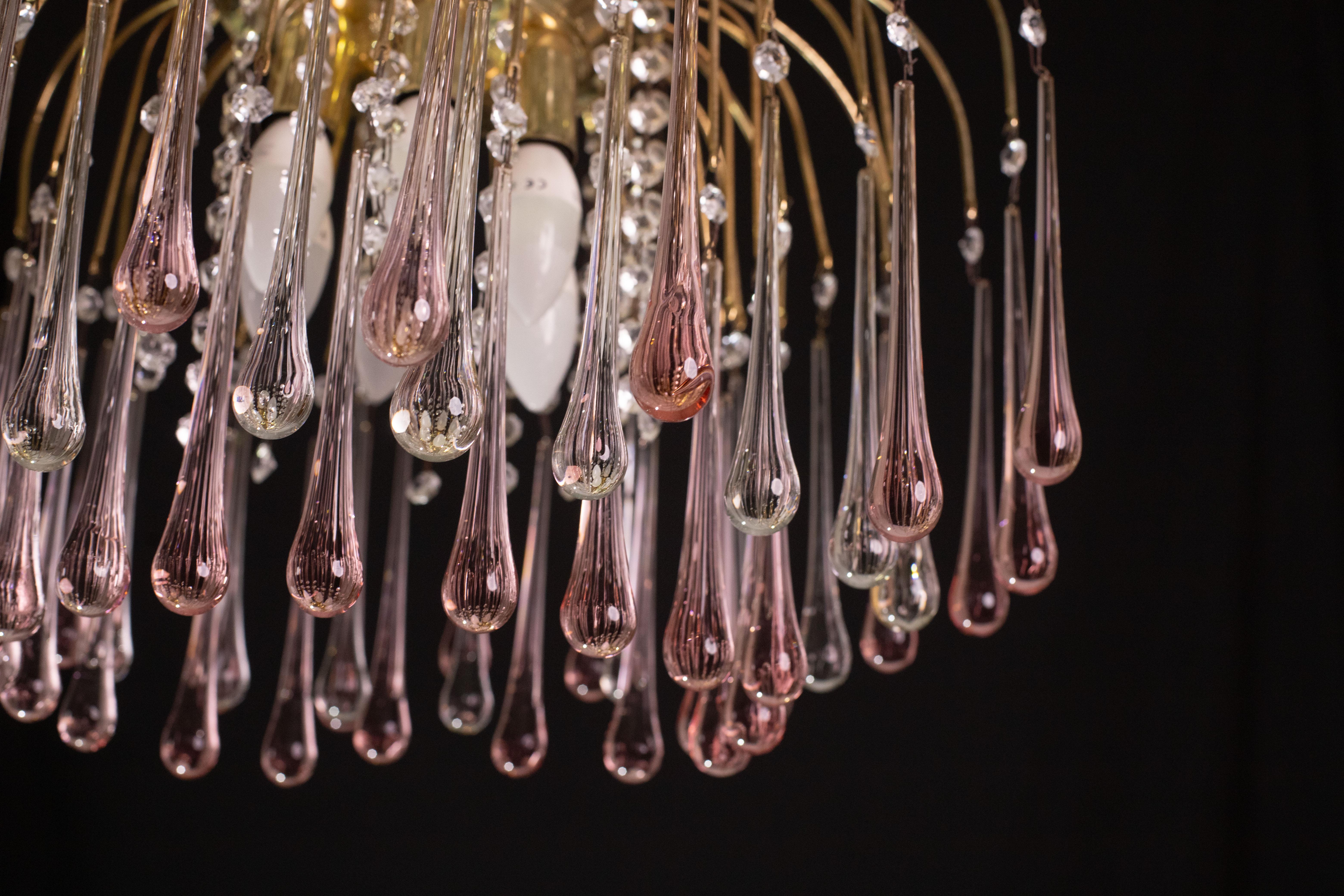 Lady Barbara, Murano Chandelier Pink and White Drops, Venini Style, 1970s For Sale 9