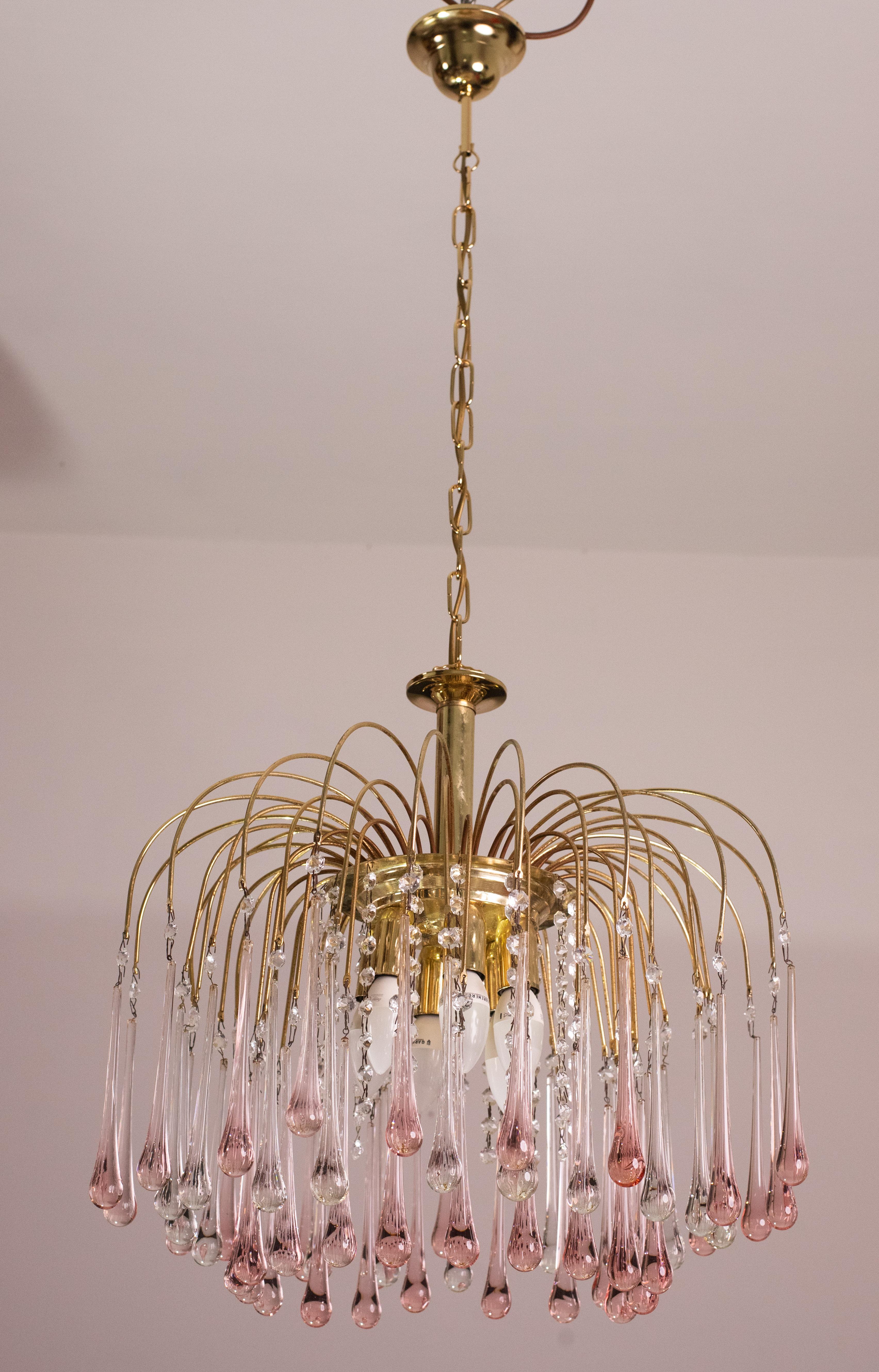 Lady Barbara, Murano Chandelier Pink and White Drops, Venini Style, 1970s In Good Condition For Sale In Roma, IT
