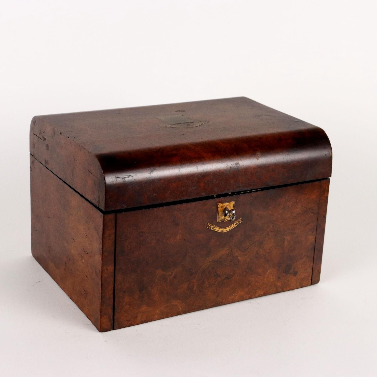 Wood Lady Box, England Late 19th Century For Sale