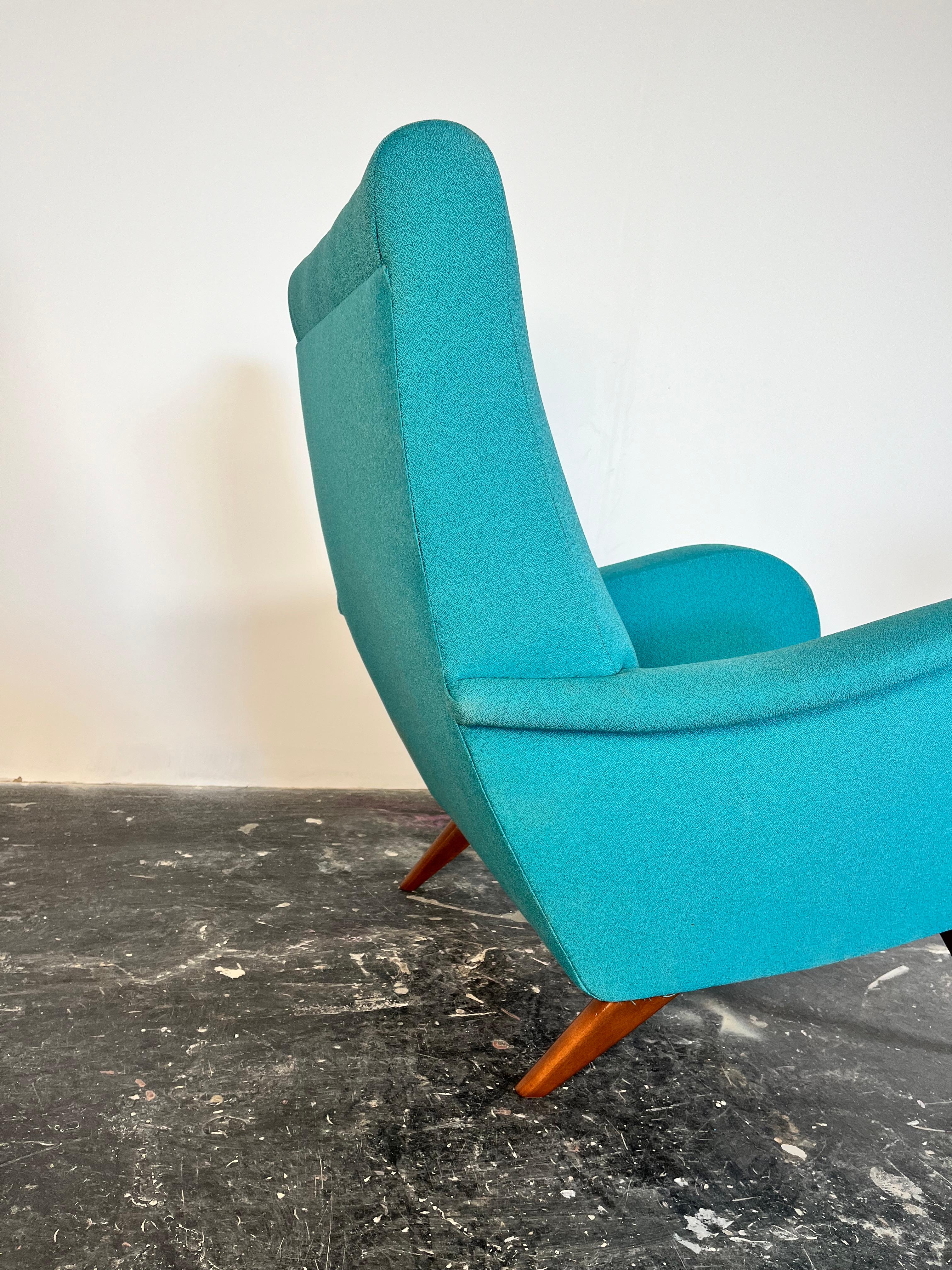 Upholstery Lady Chair in the style of Marco Zanuso For Sale