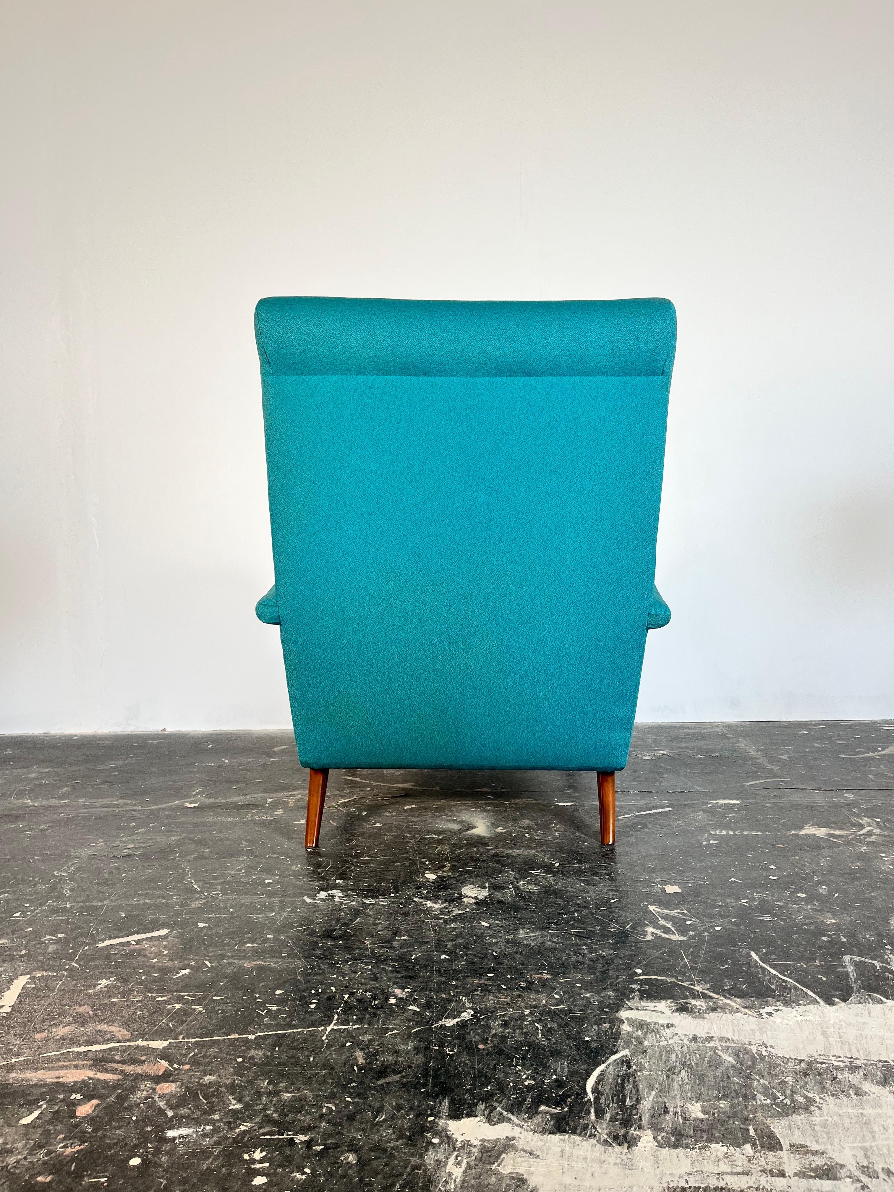 Lady Chair in the style of Marco Zanuso For Sale 2