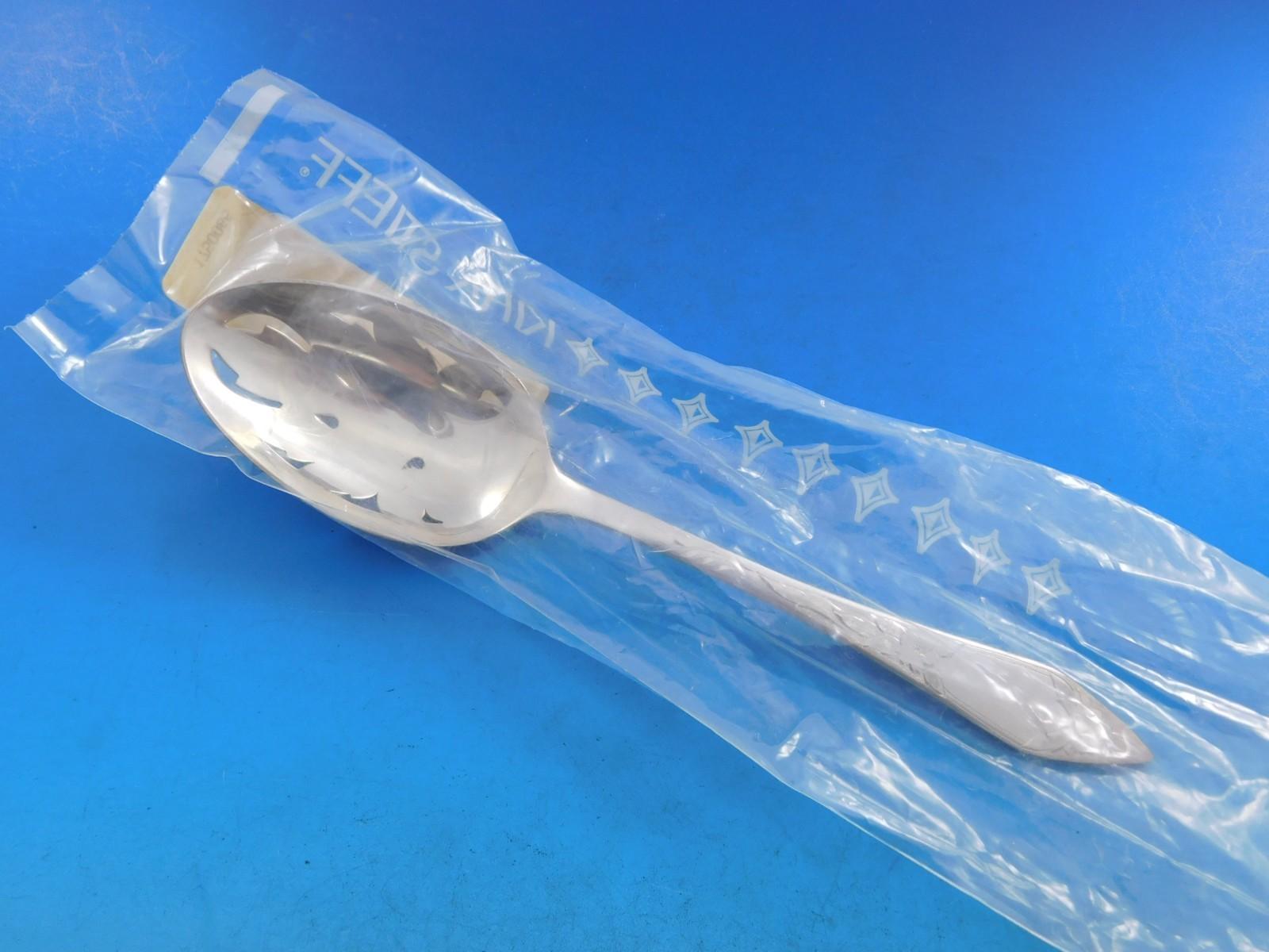 Lady Claire von Stieff Sterling Silber Besteck Set für 6 Personen Service 26 Teile Neu im Zustand „Hervorragend“ im Angebot in Big Bend, WI