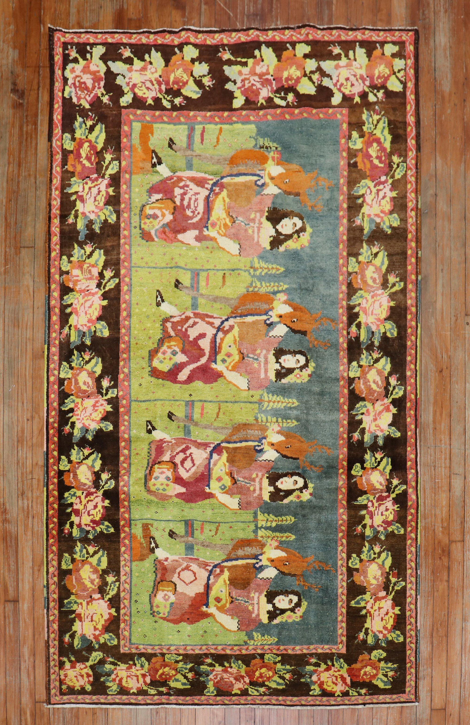 Lady Deer Butter, farbenfroher, malerischer Vintage Karabagh Teppich (Mitte des 20. Jahrhunderts) im Angebot