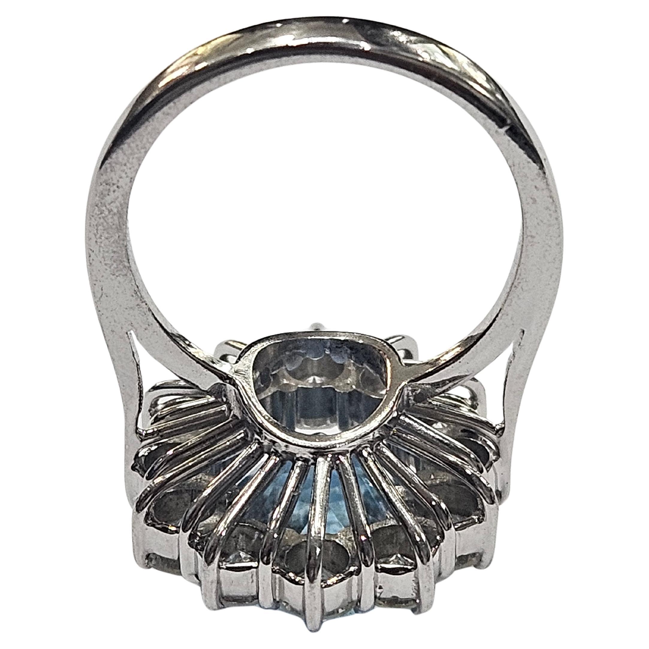 da uomo o donna Lady Di  Anello a grappolo  Topazio cielo e  Diamante da 2,50 Ctw. Oro bianco 18 carati in vendita