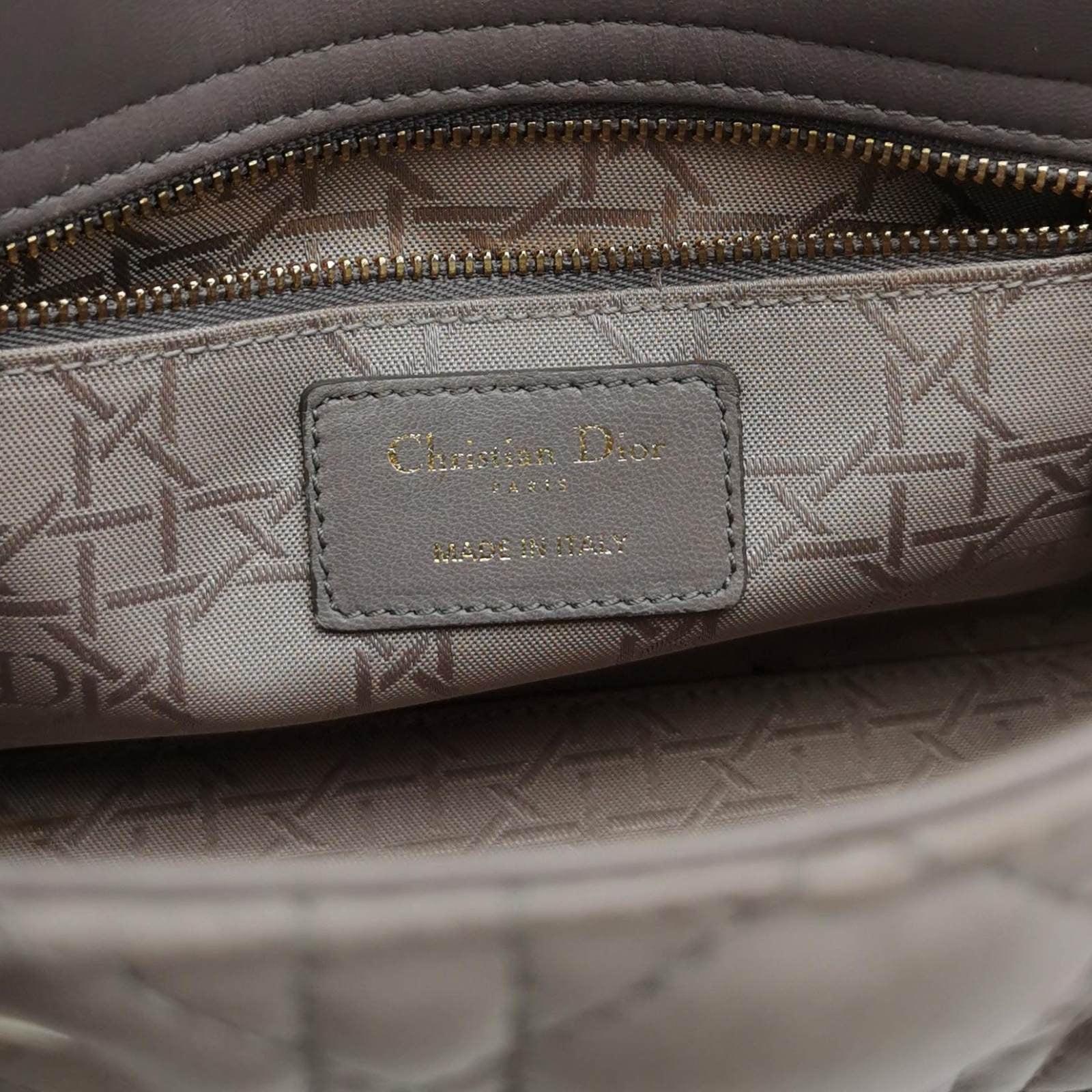 Lady Dior ABCdior 2017 Grey Cannage Lambskin Leather Handbag In Good Condition In AUBERVILLIERS, FR