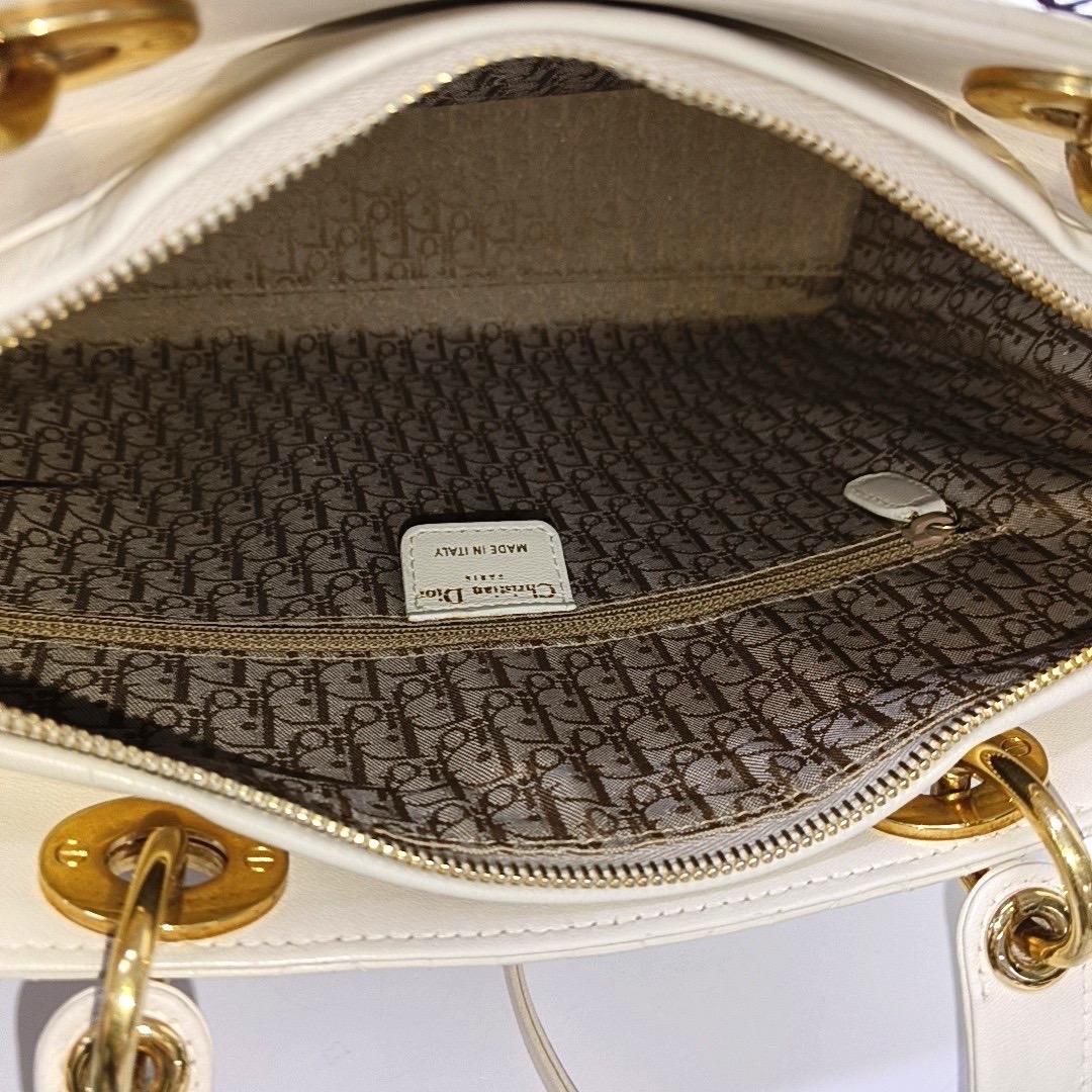 Women's Lady Dior Large Off White Lambskin Cannage Leather Gold Hardware For Sale