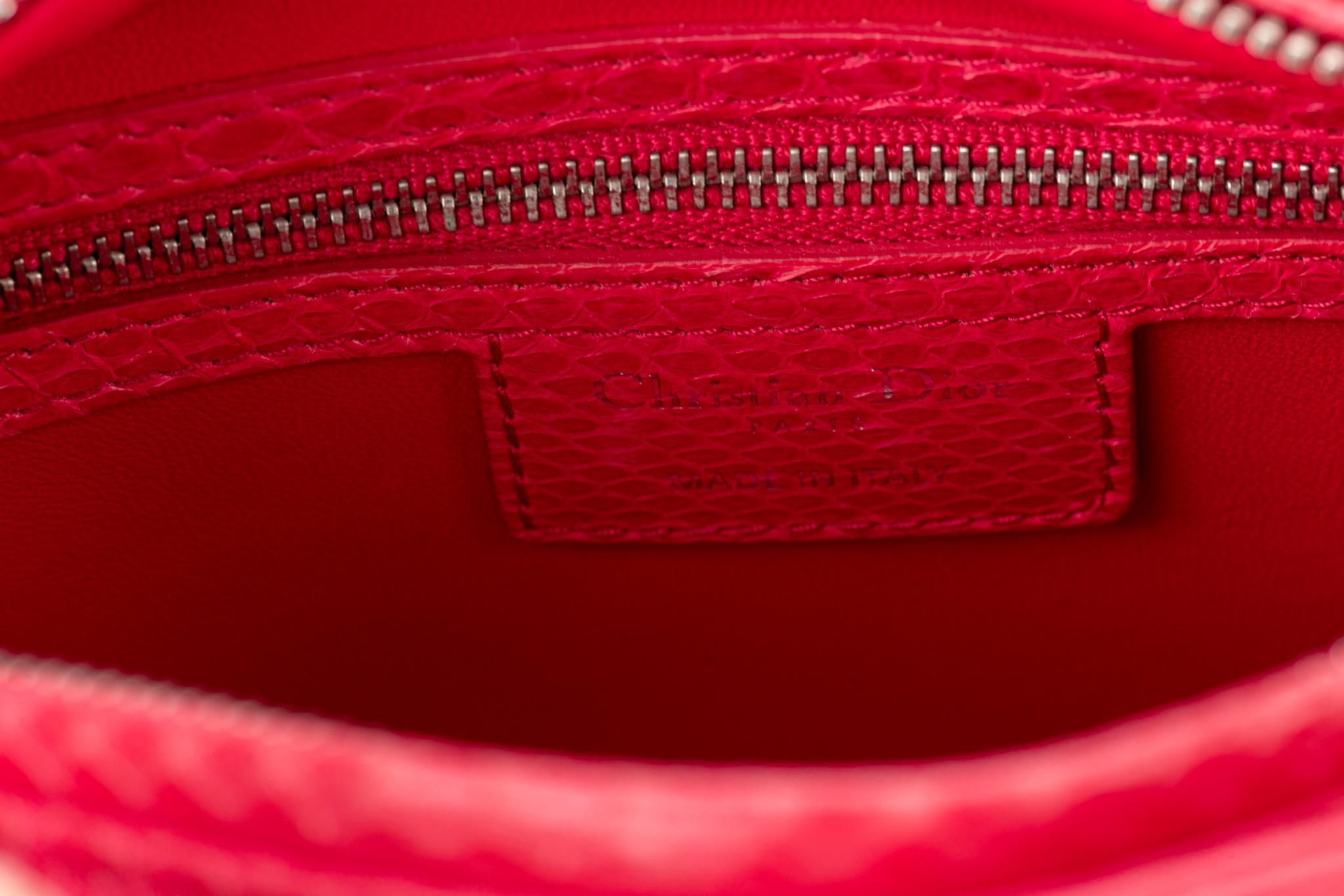  Grand sac en python rouge Lady Dior en vente 12