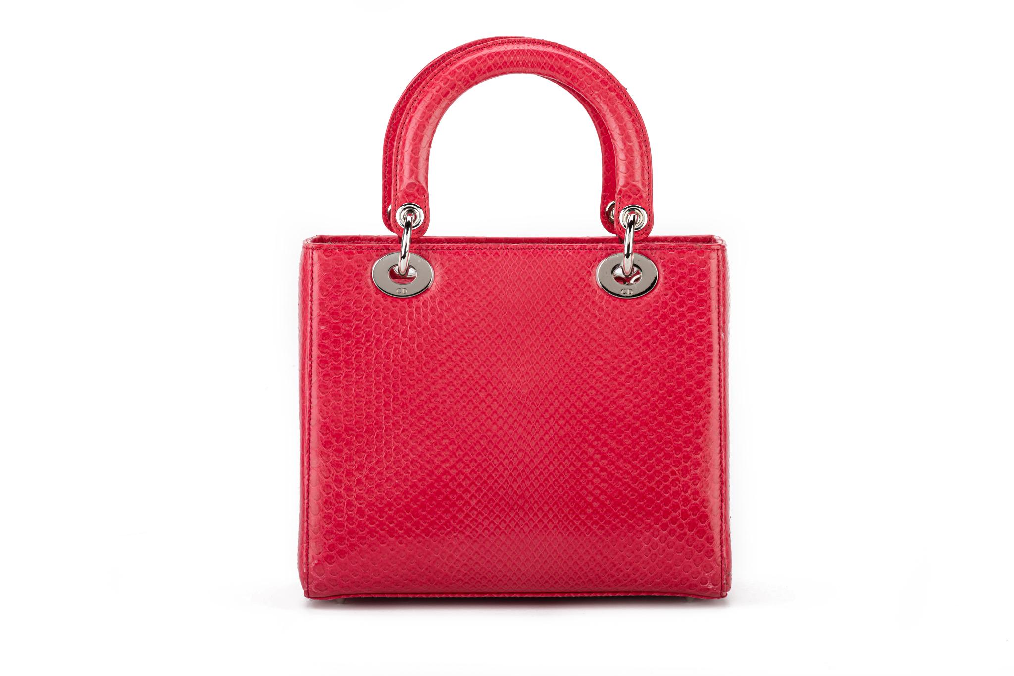 Rouge  Grand sac en python rouge Lady Dior en vente