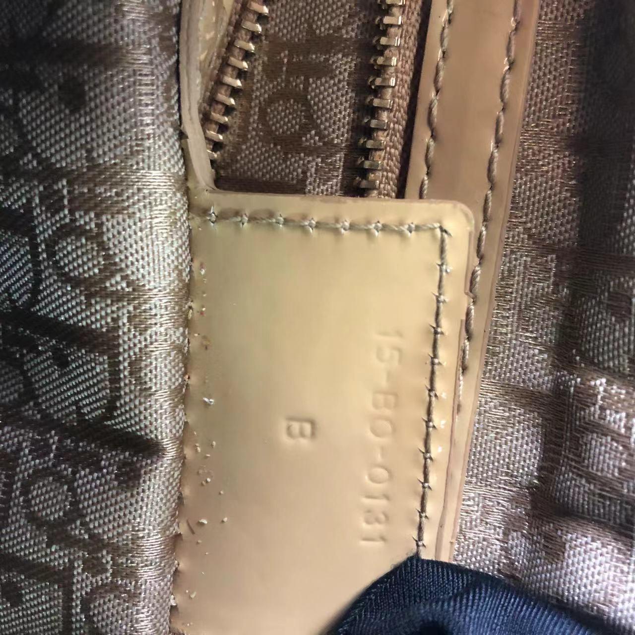 Lady Dior Medium Beige Patent Leather with Silver-tone Hardware For Sale 3