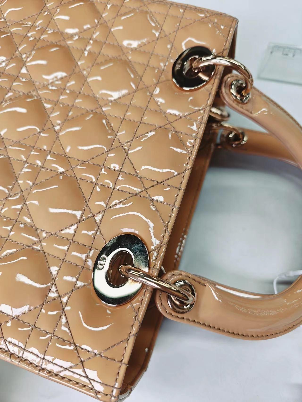 Lady Dior Medium Beige Patent Leather with Silver-tone Hardware For Sale 5